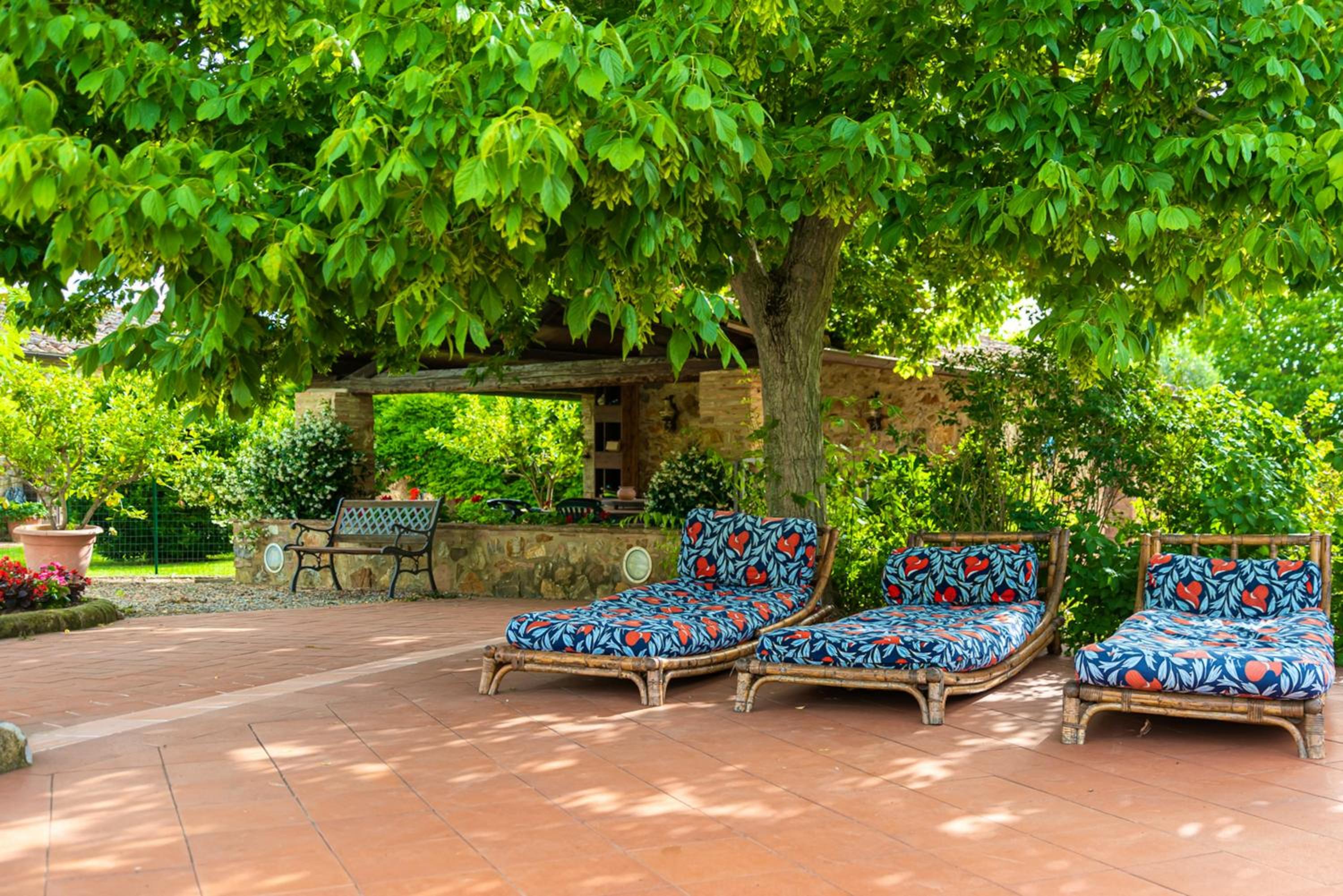 Quaint house in Murlo with shared pool