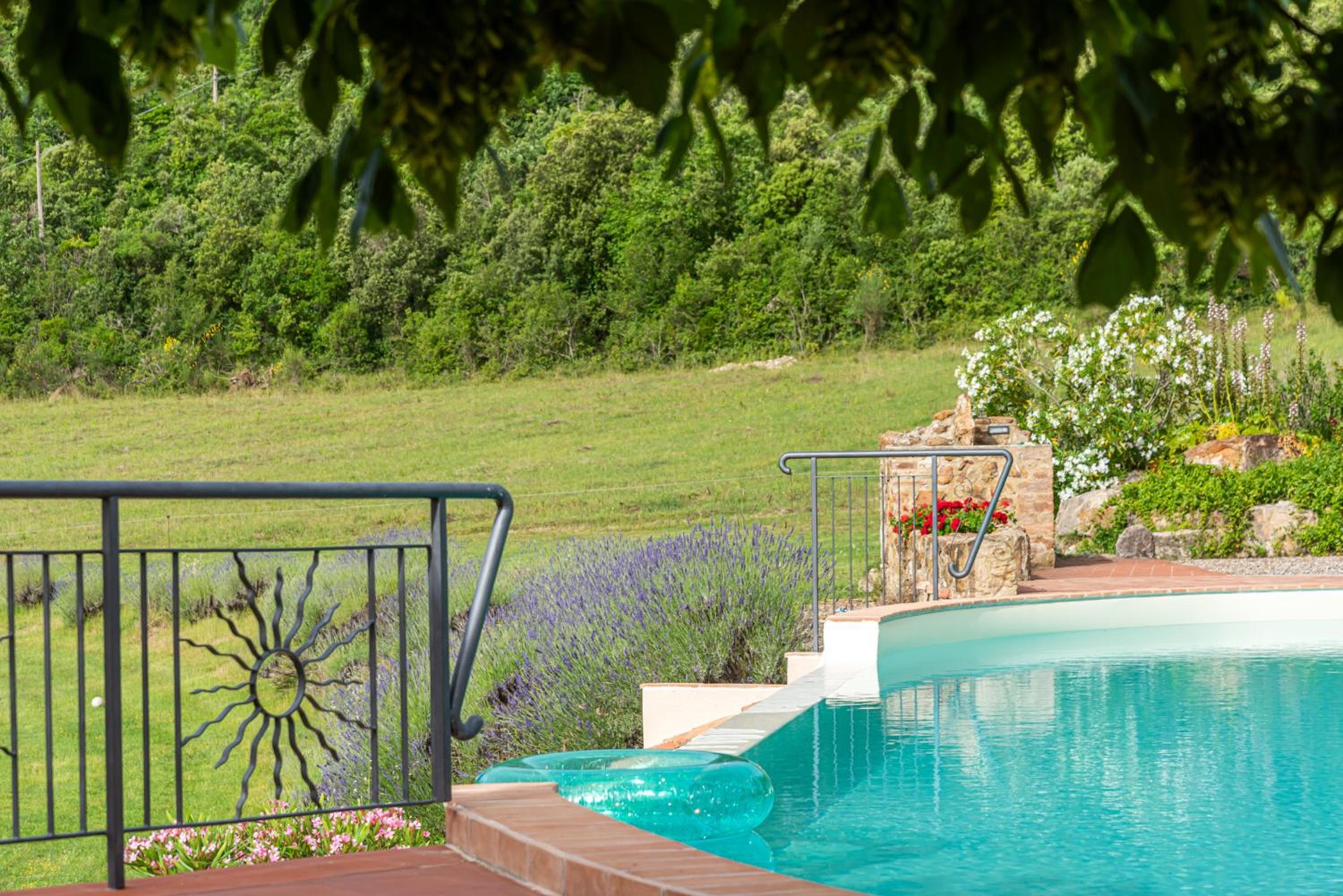 Quaint house in Murlo with shared pool