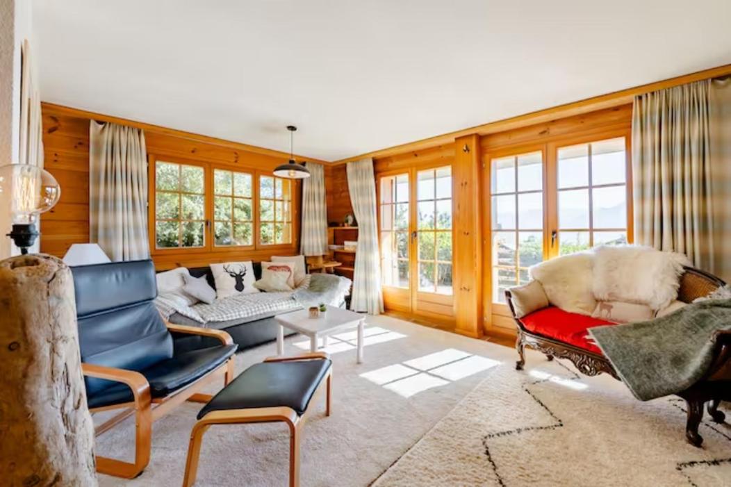 Centered Ski/Swim Ap. w/ private yard & fireplace