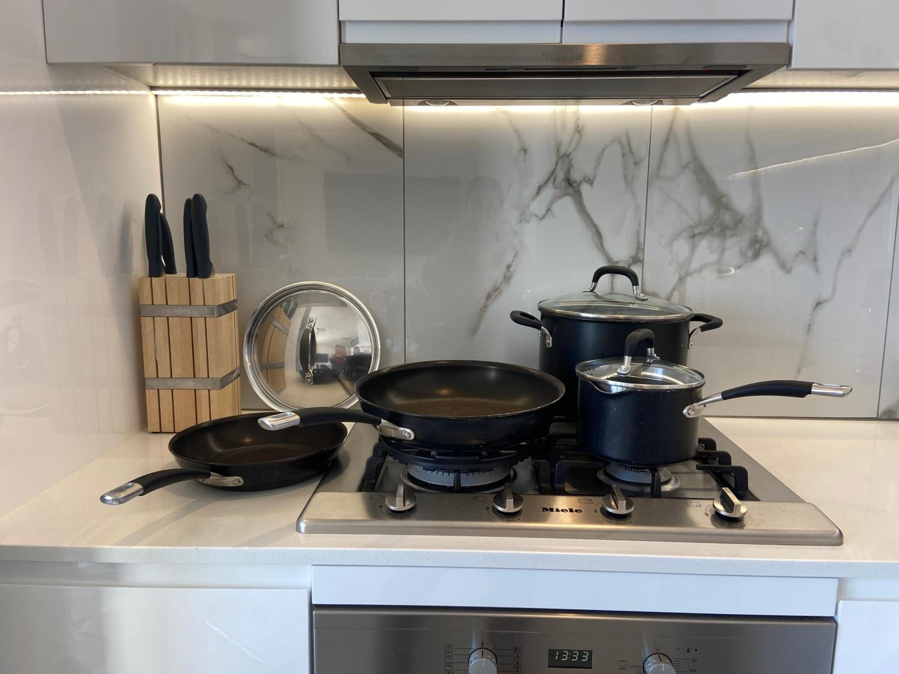 Adelaide CBD Bluebird Apartment