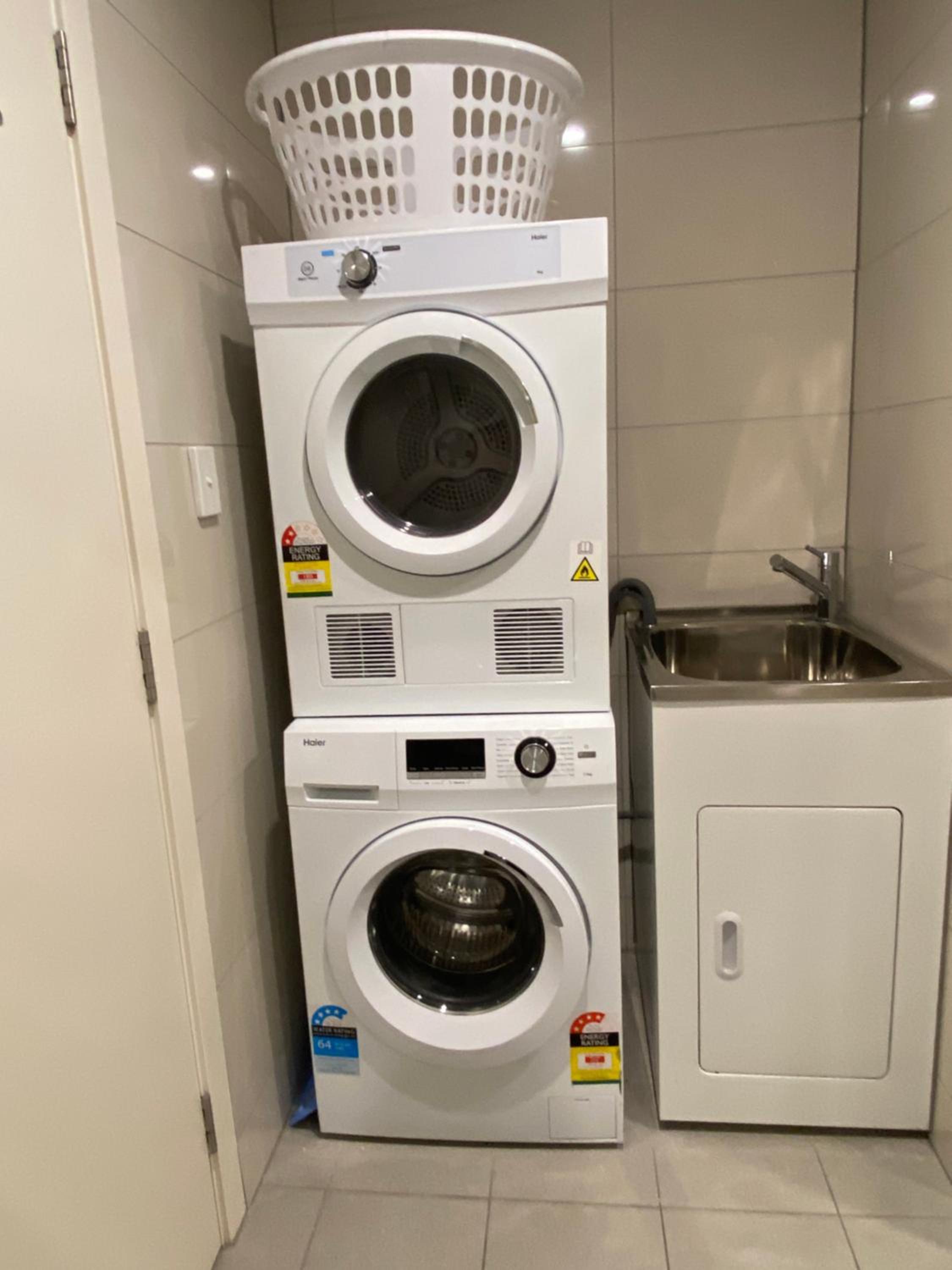 Adelaide CBD Bluebird Apartment