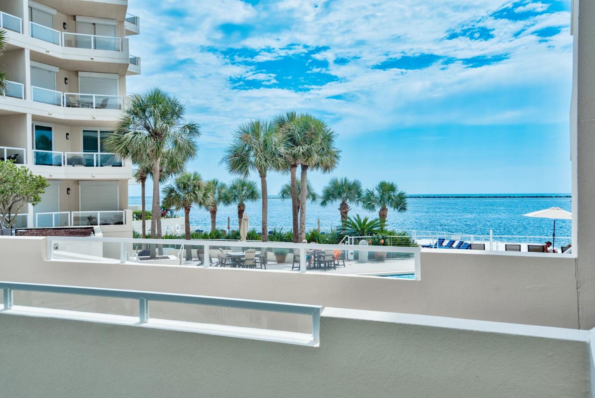East Pass Towers 111 - Fabulous Studio on Holiday Isle view 3