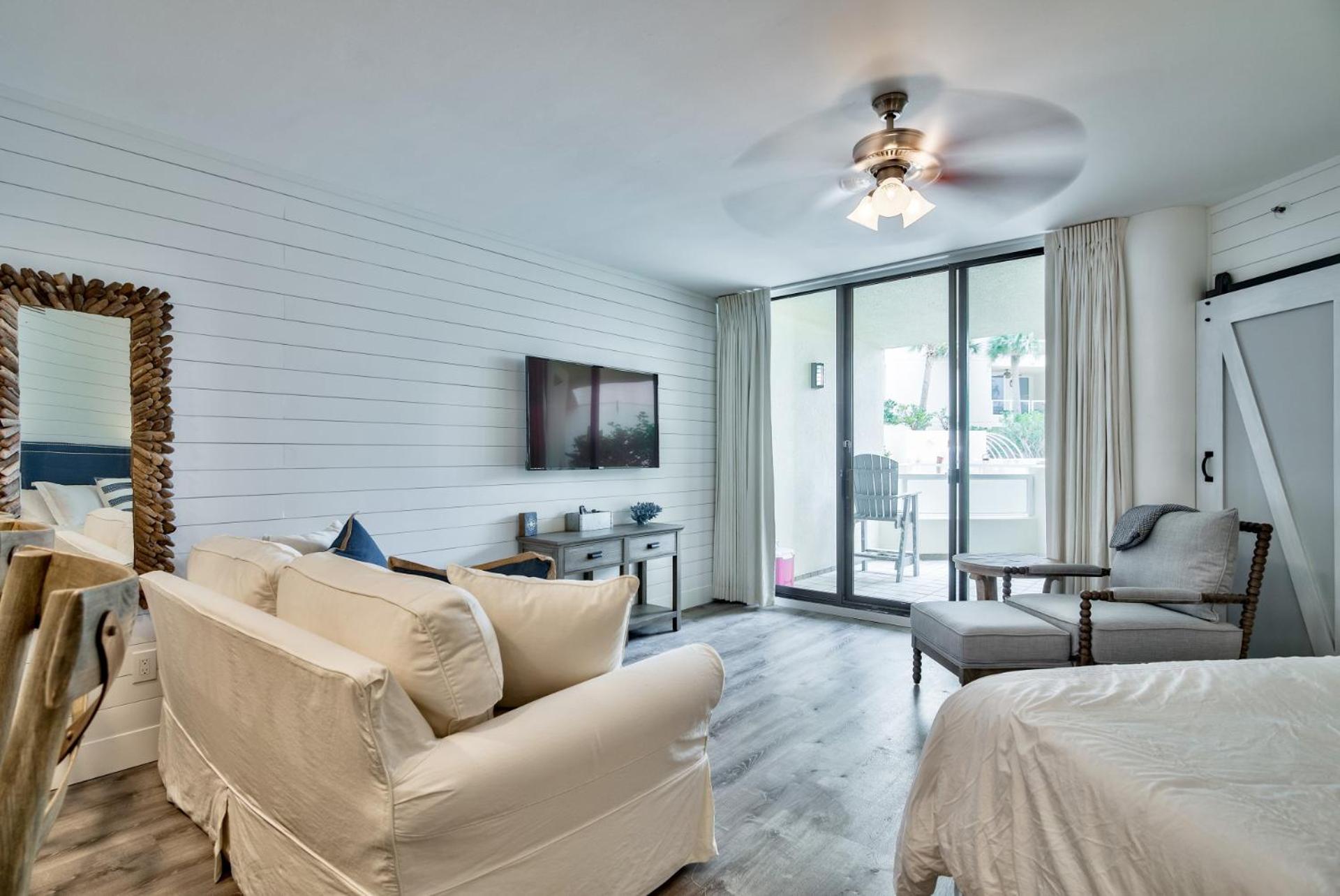 East Pass Towers 111 - Fabulous Studio on Holiday Isle view 4