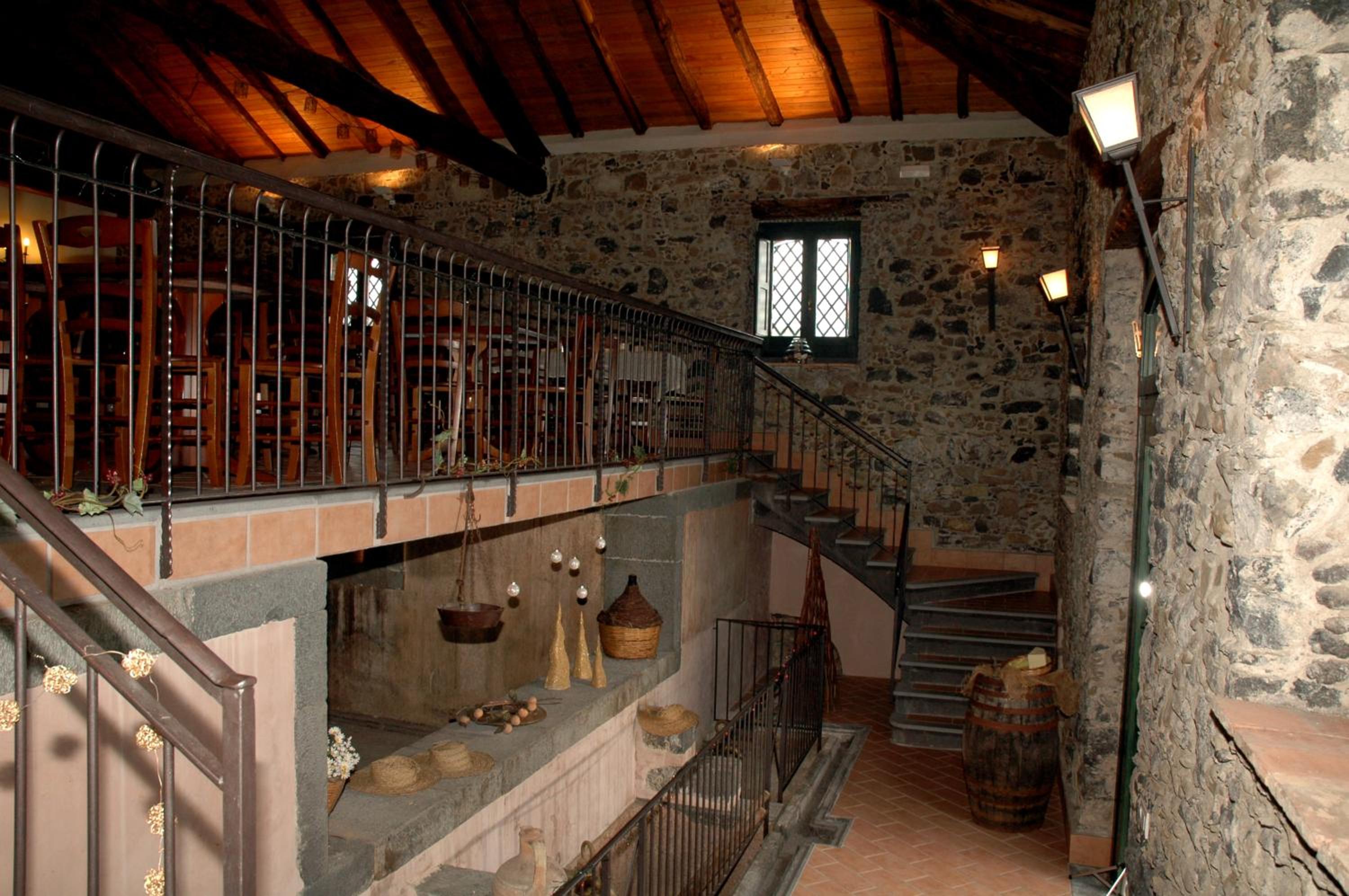 Antico Borgo Etneo Country Hotel