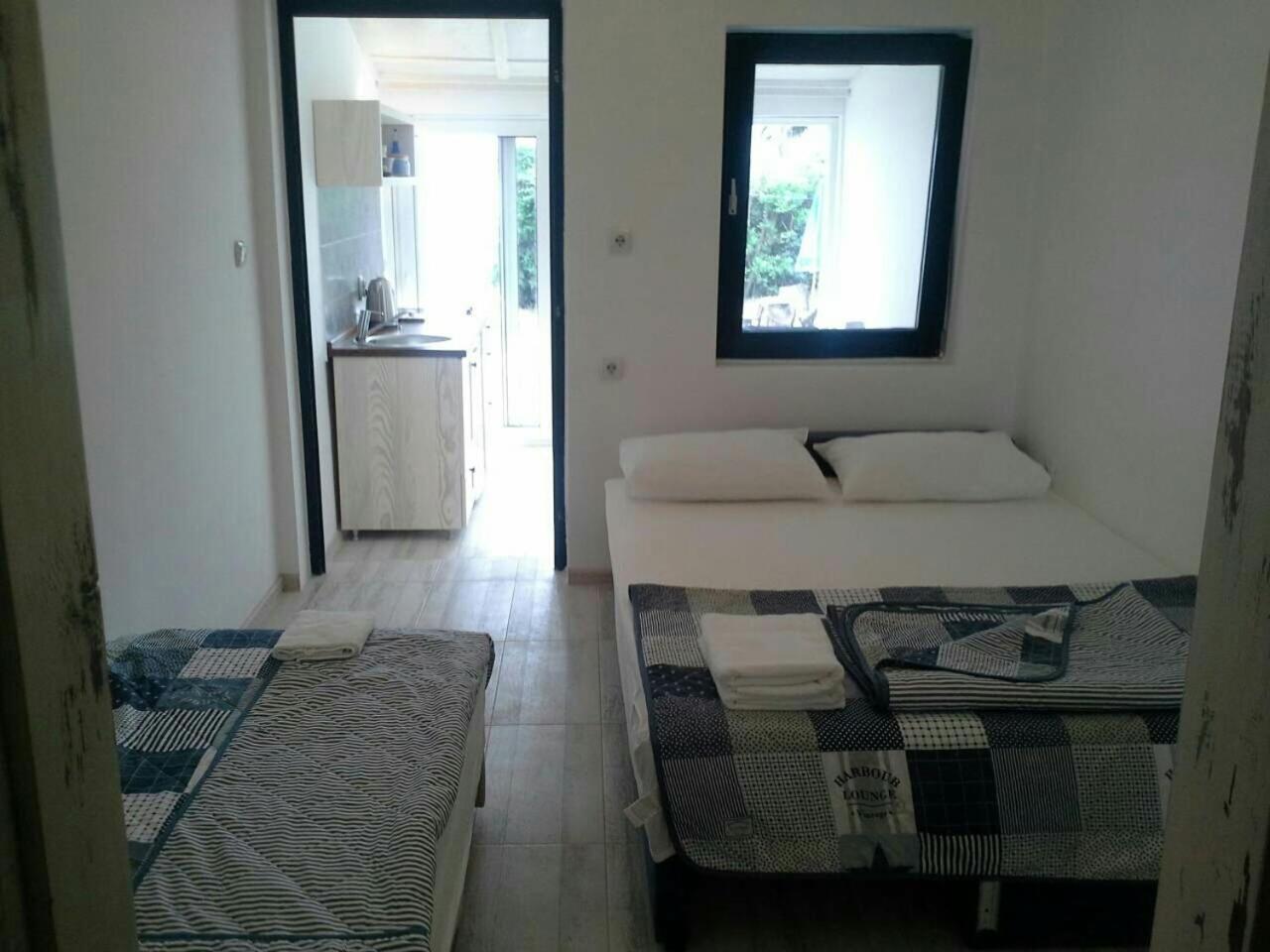 Apartmani Tatjana Djenovici view 2