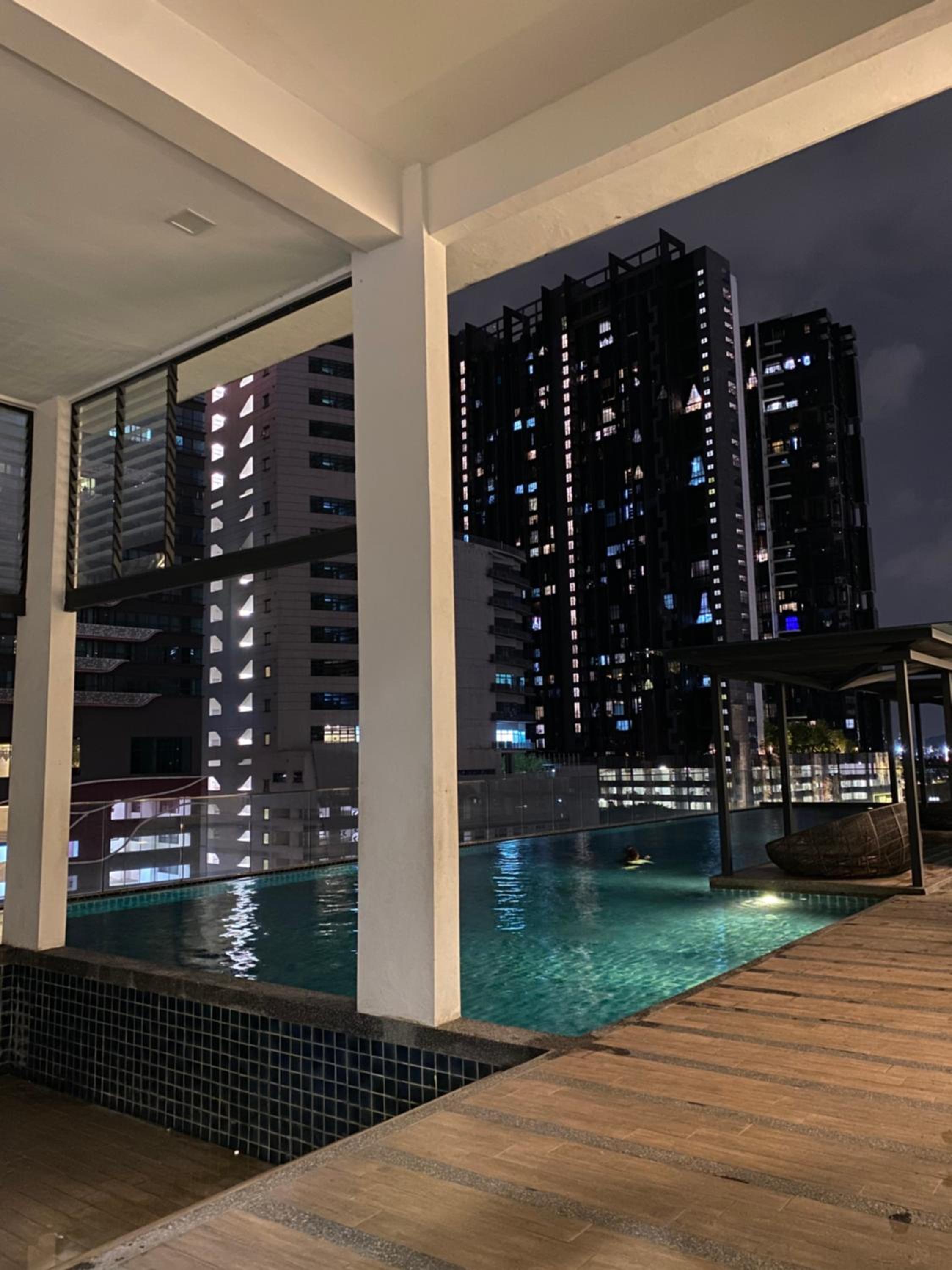 Reizz Residence By Leo Suites