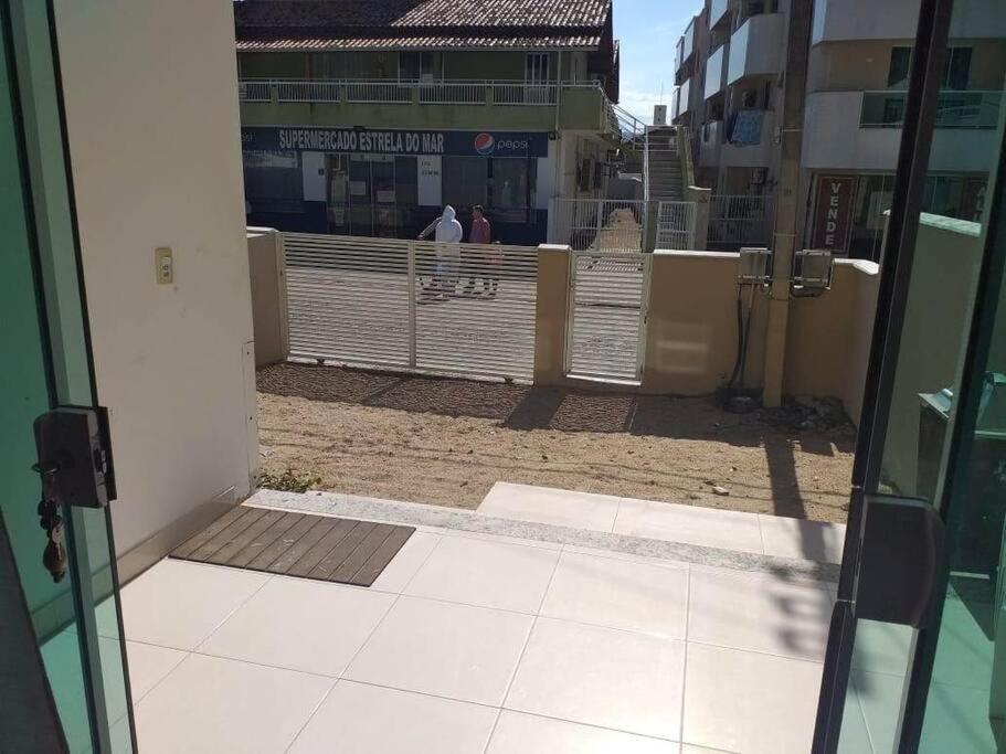 Imóvel com 02 quartos próxima ao Morro do Macaco