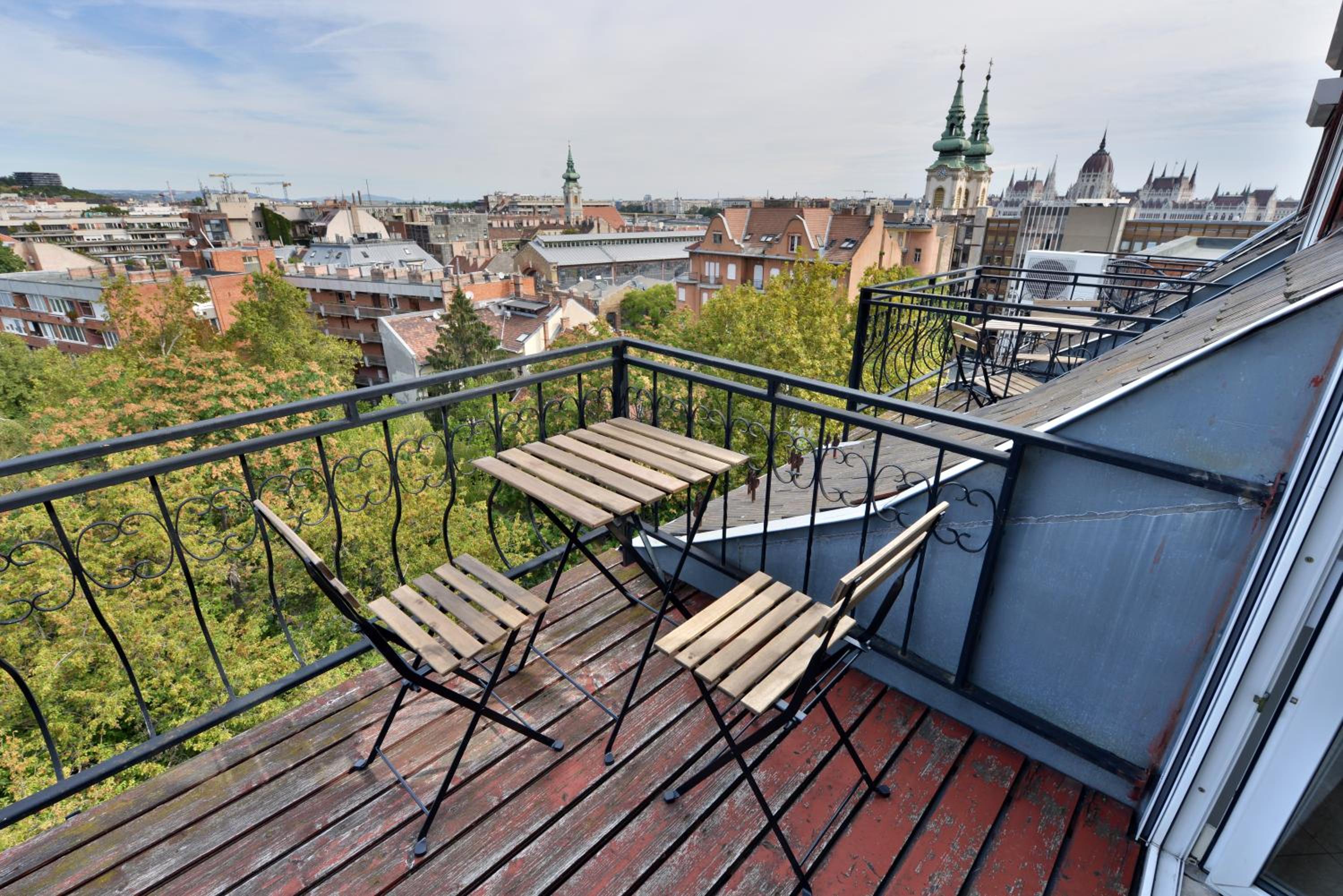 Buda House Apartment 4