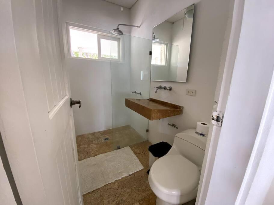 Villa en Barú con playa privada 6BR