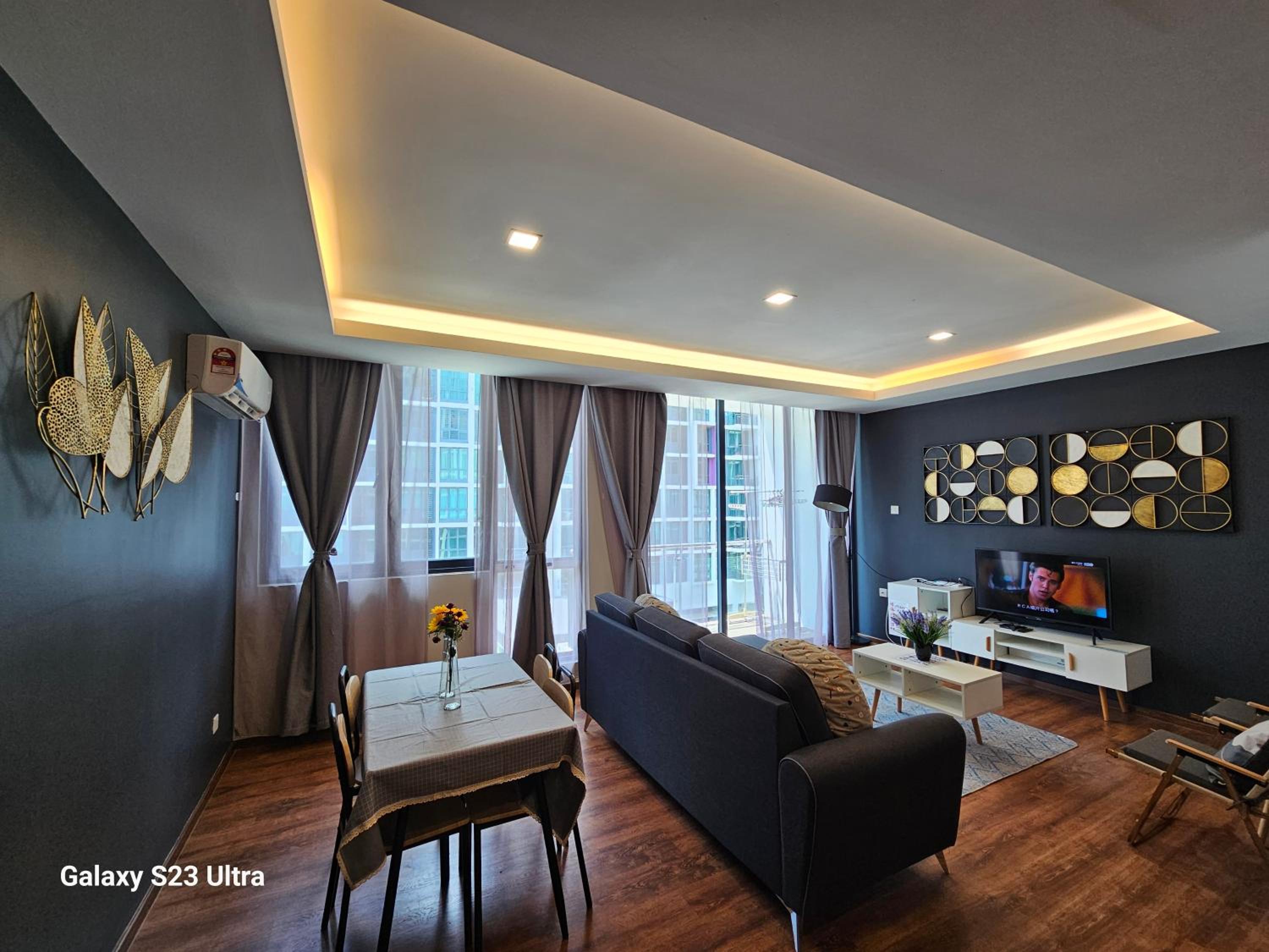 Business Smart & Family Friendly Stay at Vivacity LV7 photo 2
