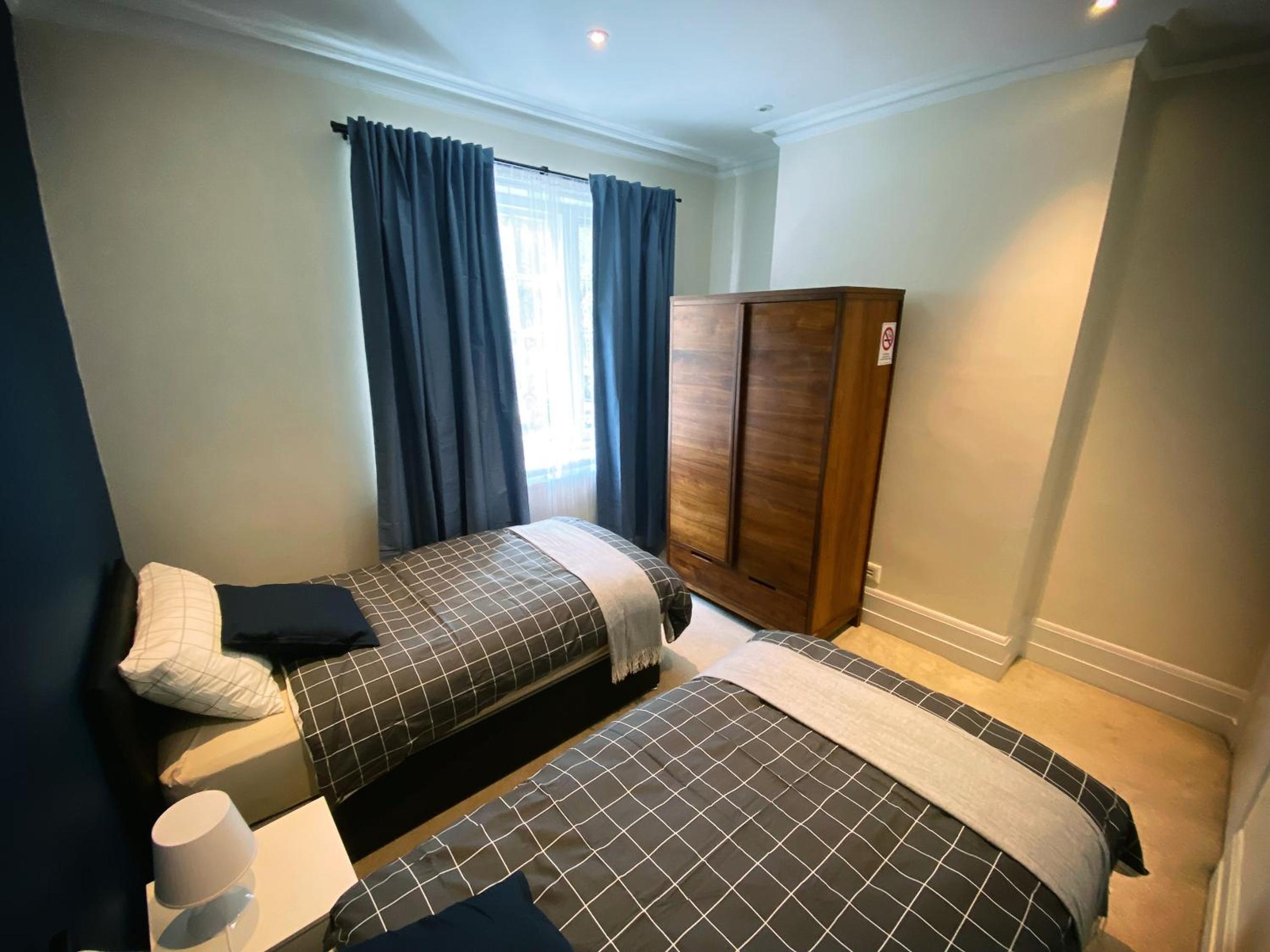 3-Bedroom Flat Central London, 6 Min Walk from King's Cross Station
