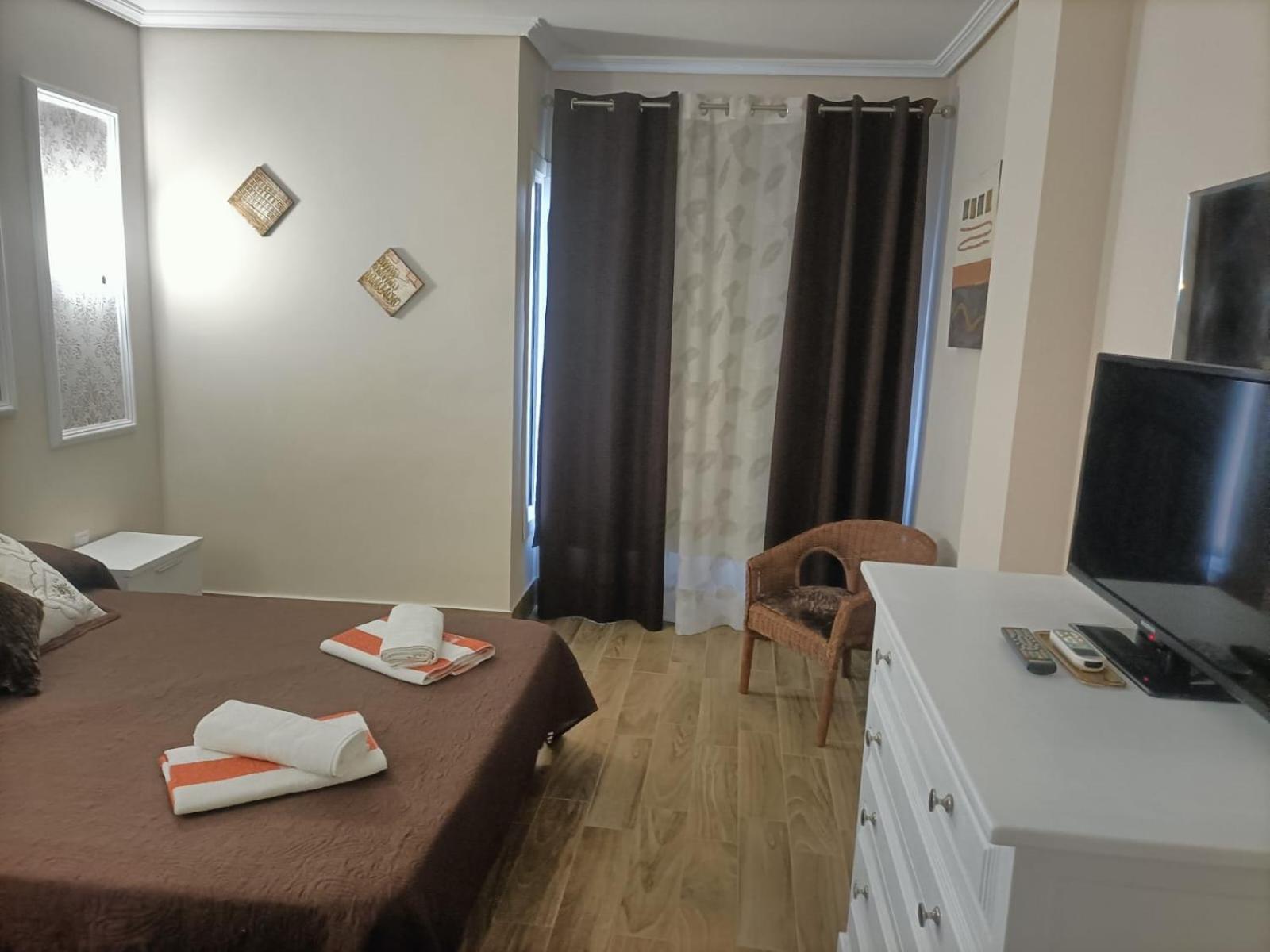 APARTAMENTOS LUZ DE LA BAHÍA SUR CADIZ San Fernando