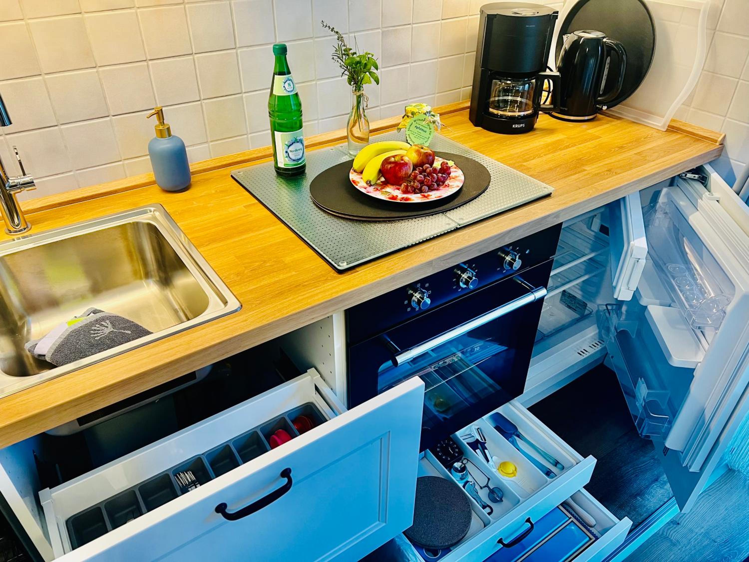 SeeLund - Meeresrauschen lauschen - ruhiges sonniges Apartment mit Garten und Terrasse nahe Strand und Ostsee
