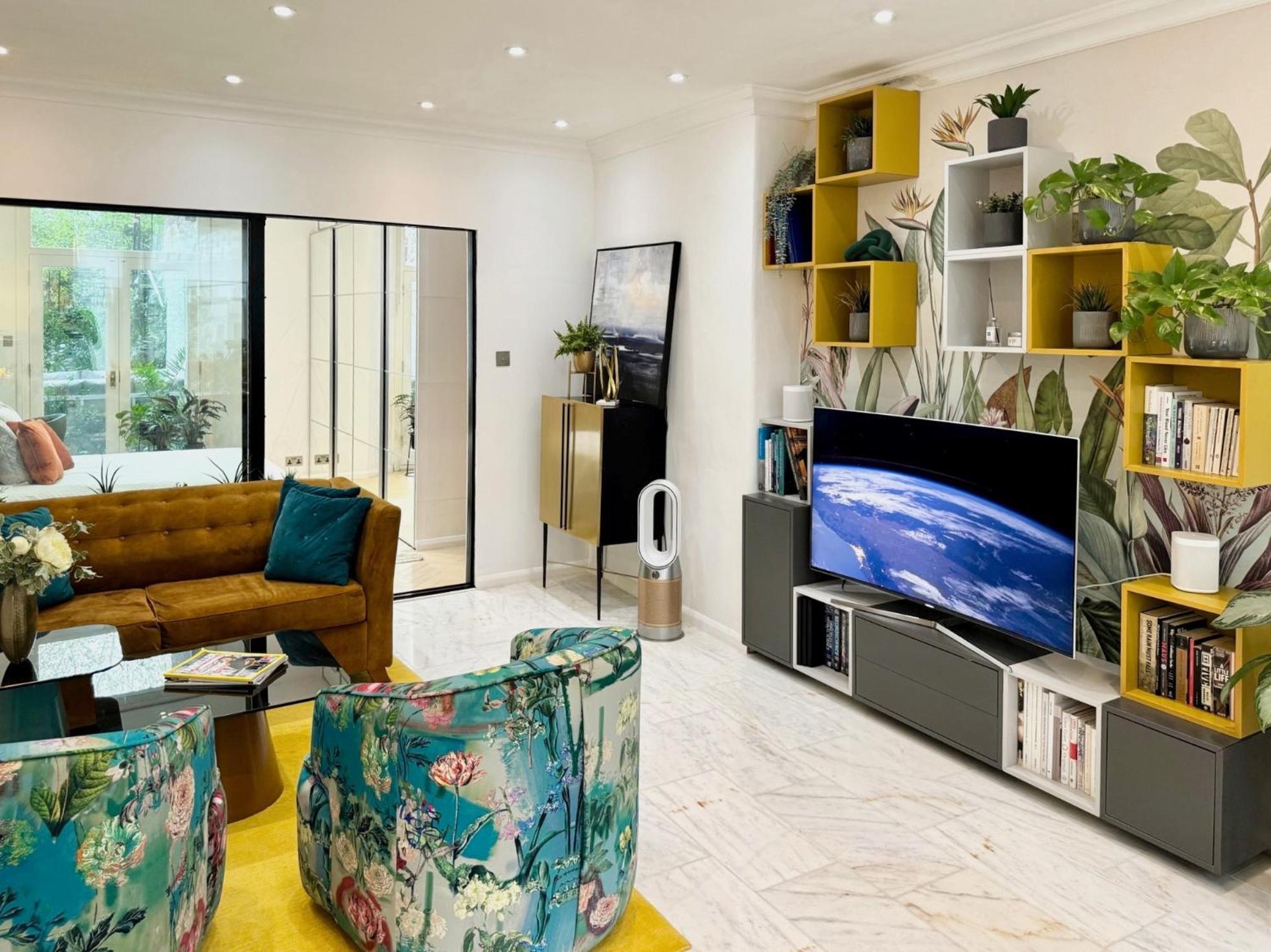 Beautiful 2 bed flat in South Kensington