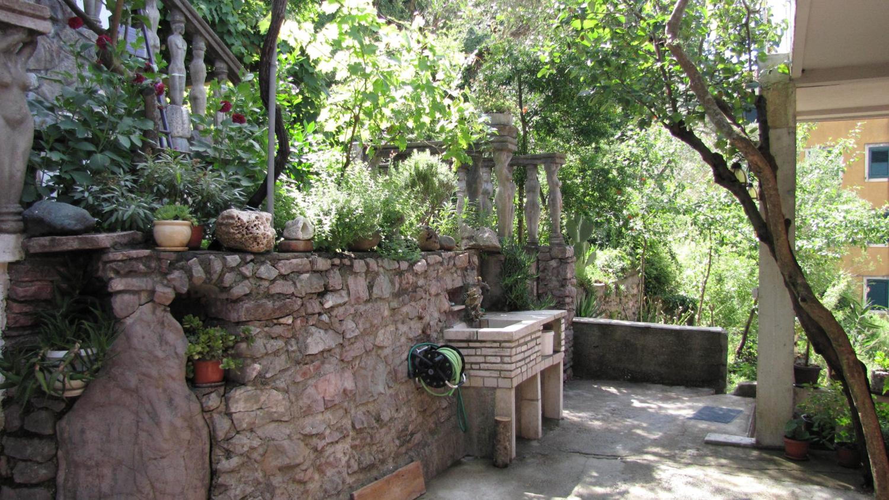 Lero Apartments