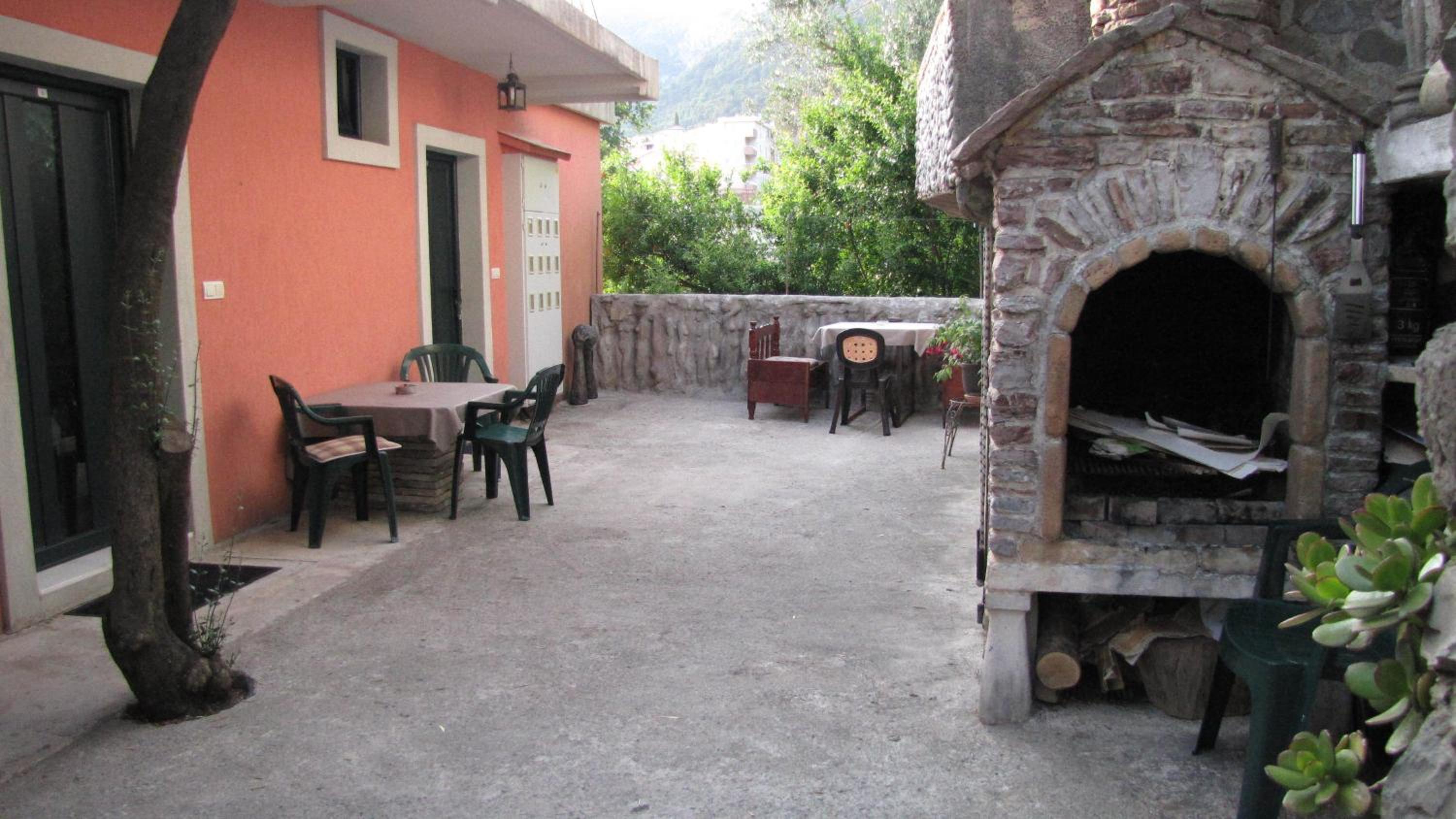 Lero Apartments