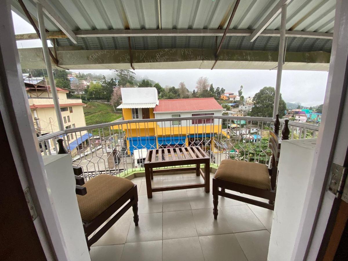 balcony