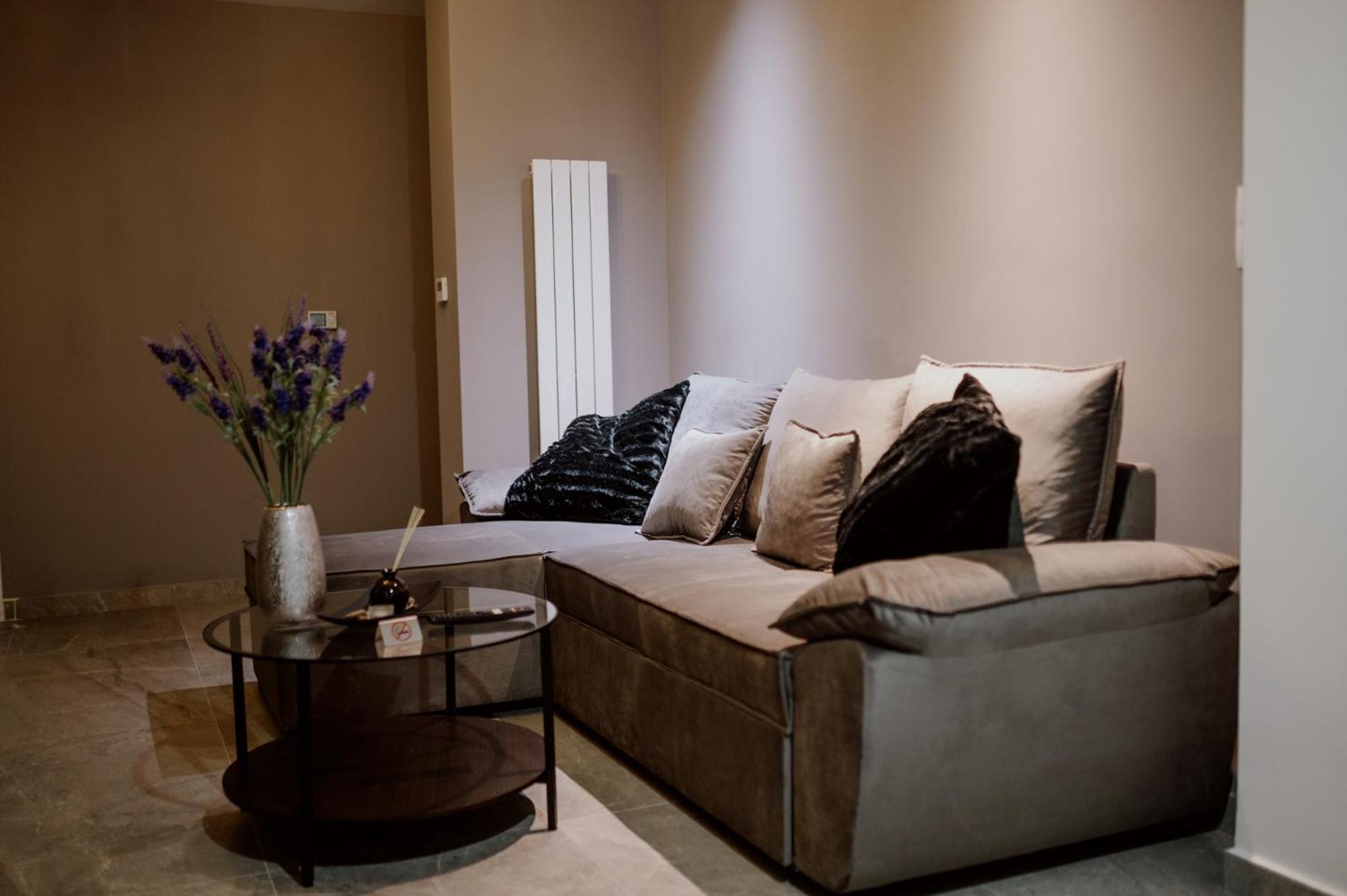 Elpidas Apartment