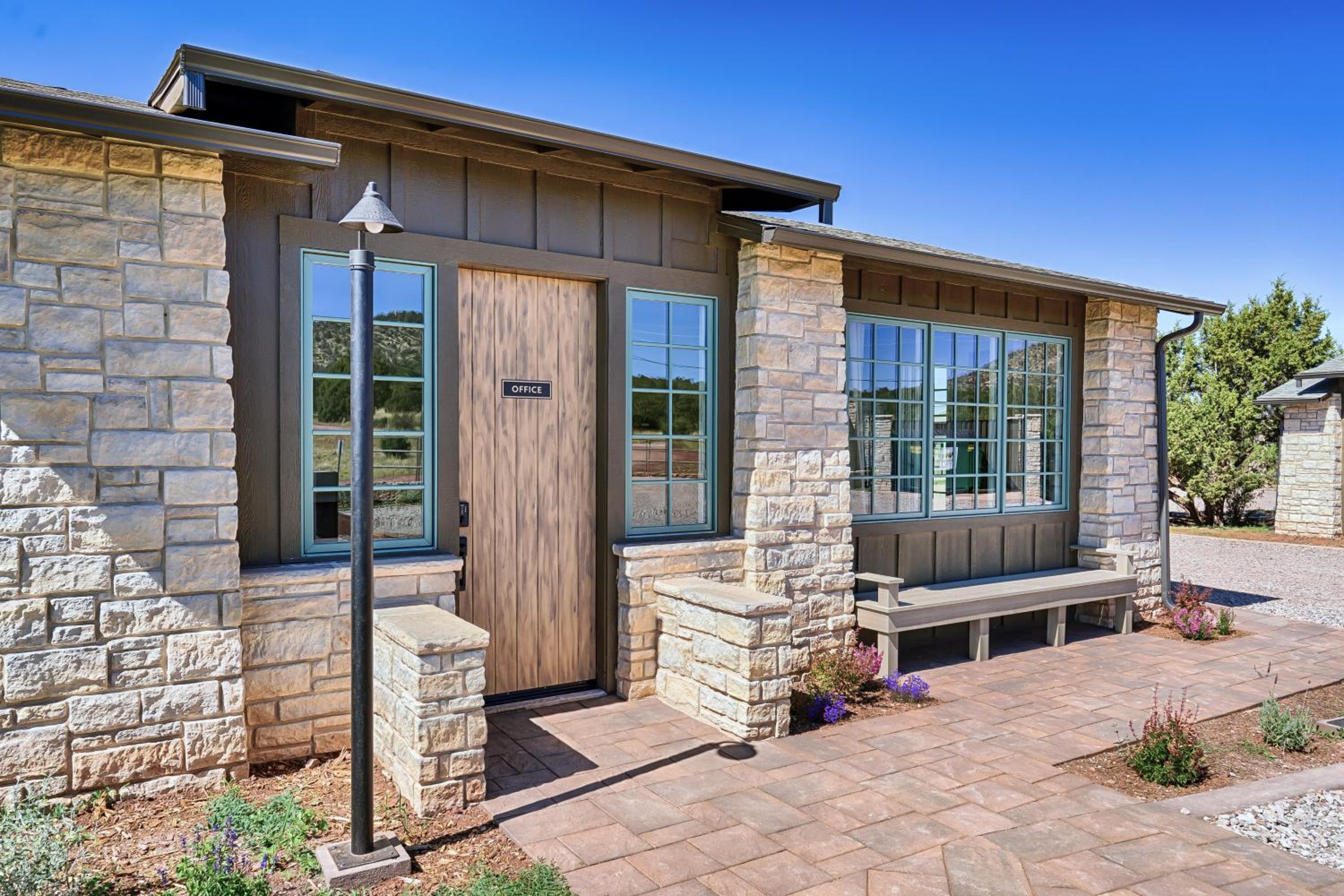Inn History Grand Canyon Cabin view 2