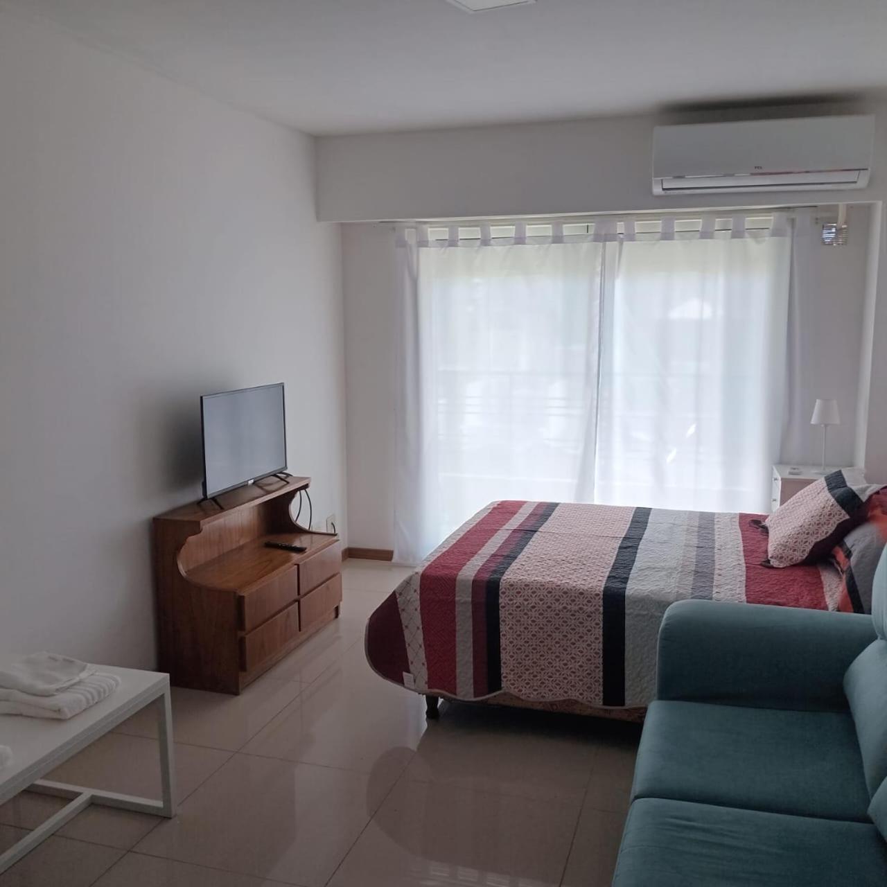 Mendoza 1638 Aparments