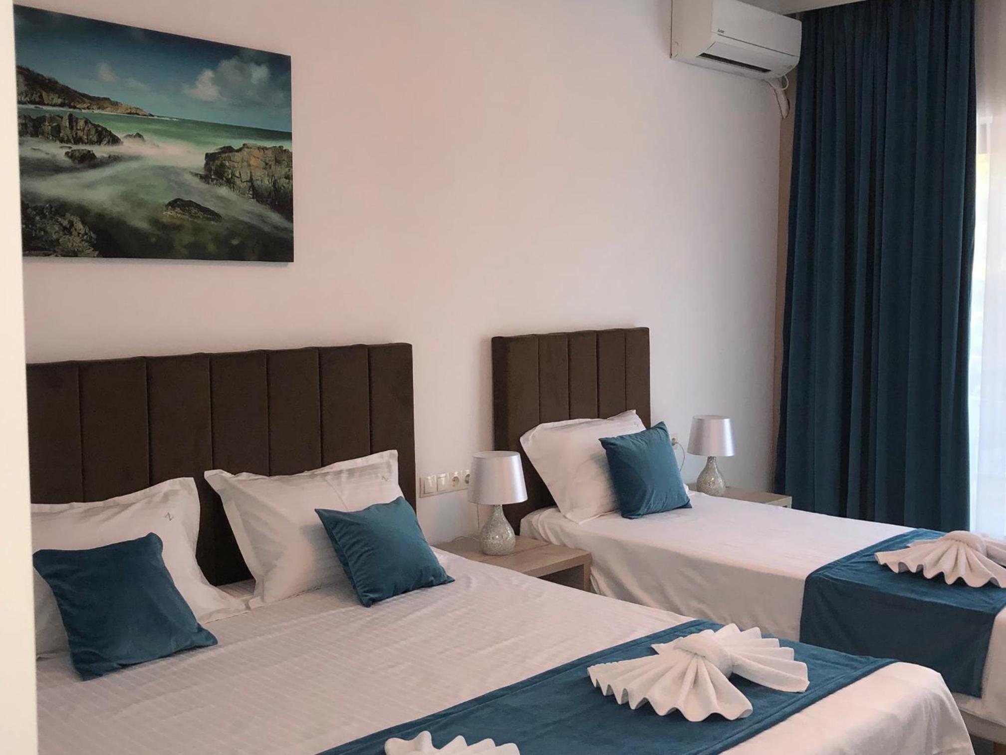 Vila Navona en Saturn — hotel room