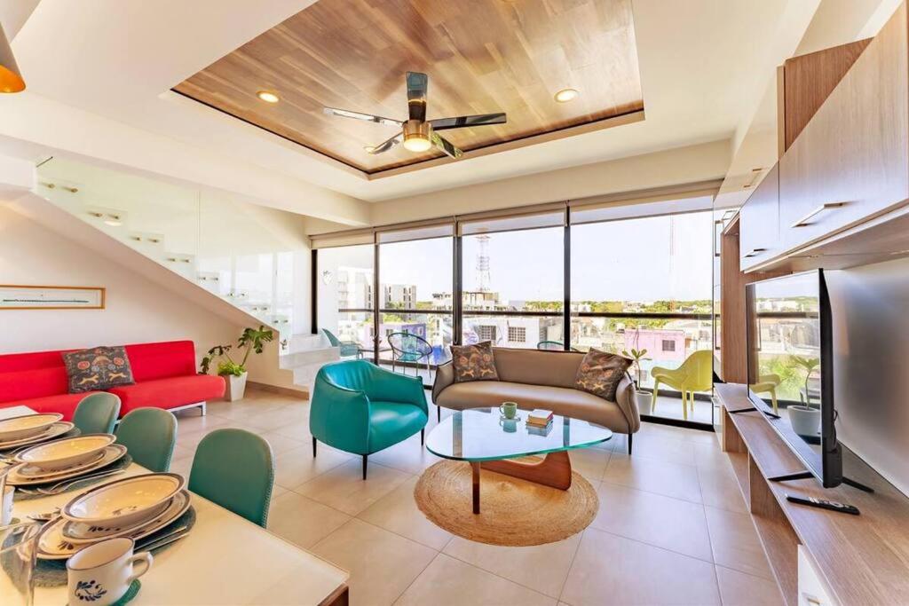 Bright and nice 3 Beds close to 5th view 3