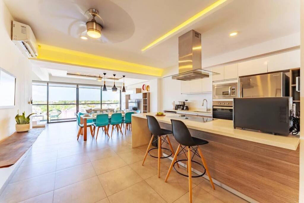 Bright and nice 3 Beds close to 5th view 4