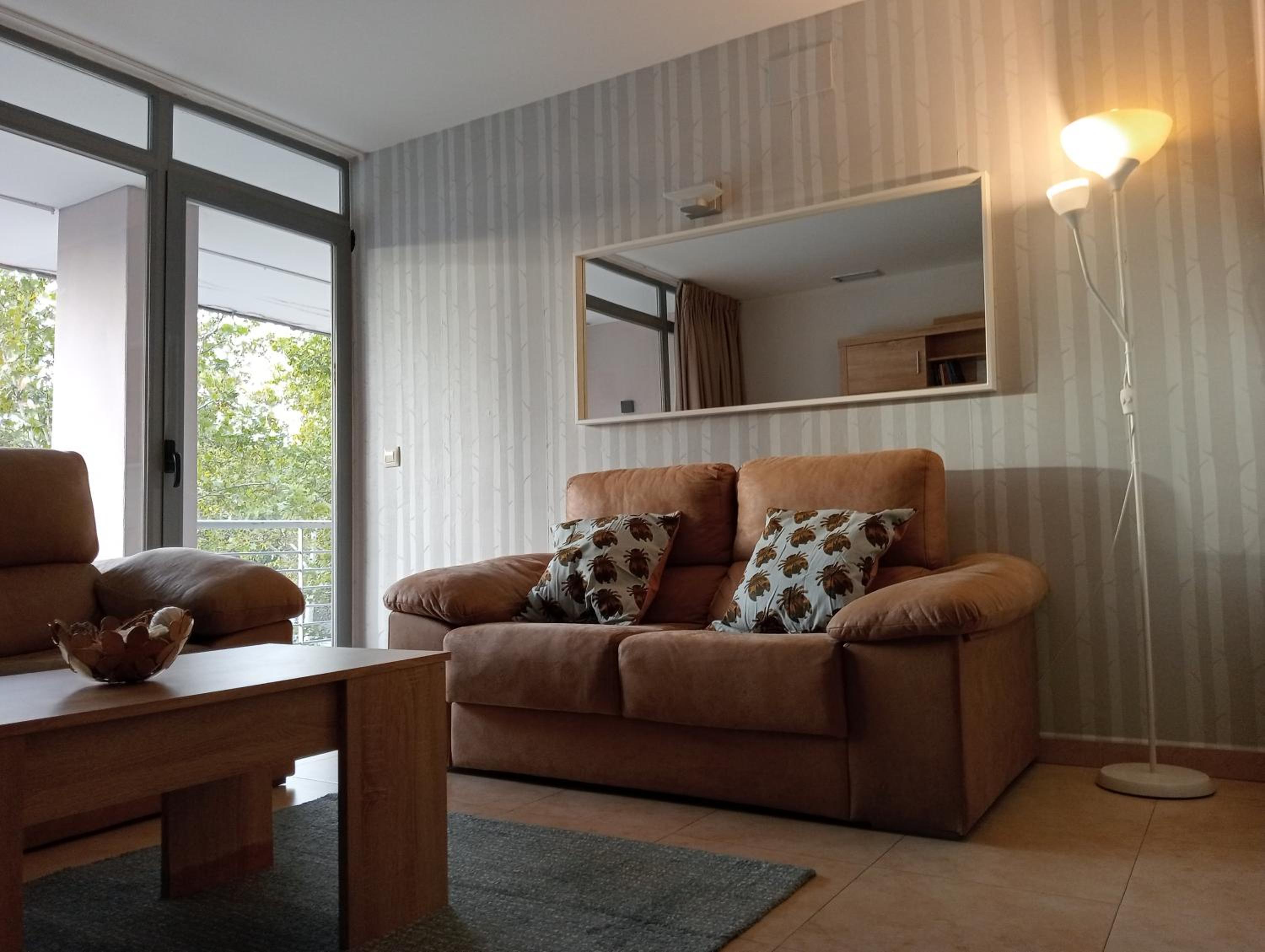 La Alameda Jardines del Prado -Amplio y con ascensor-