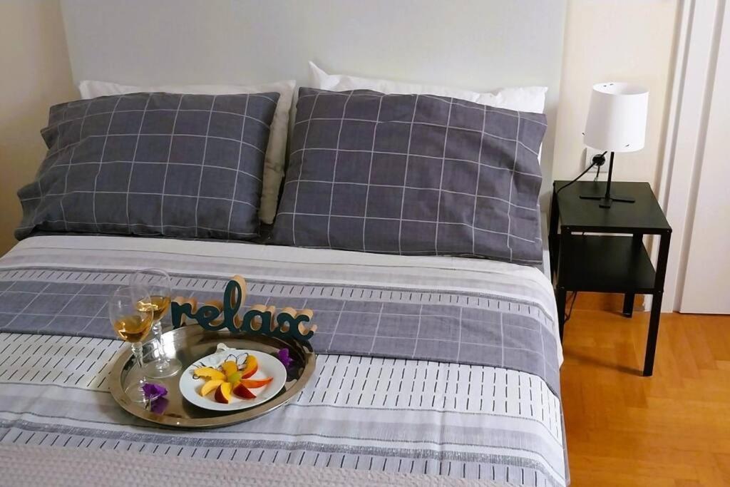 Classy apt. Sokratous