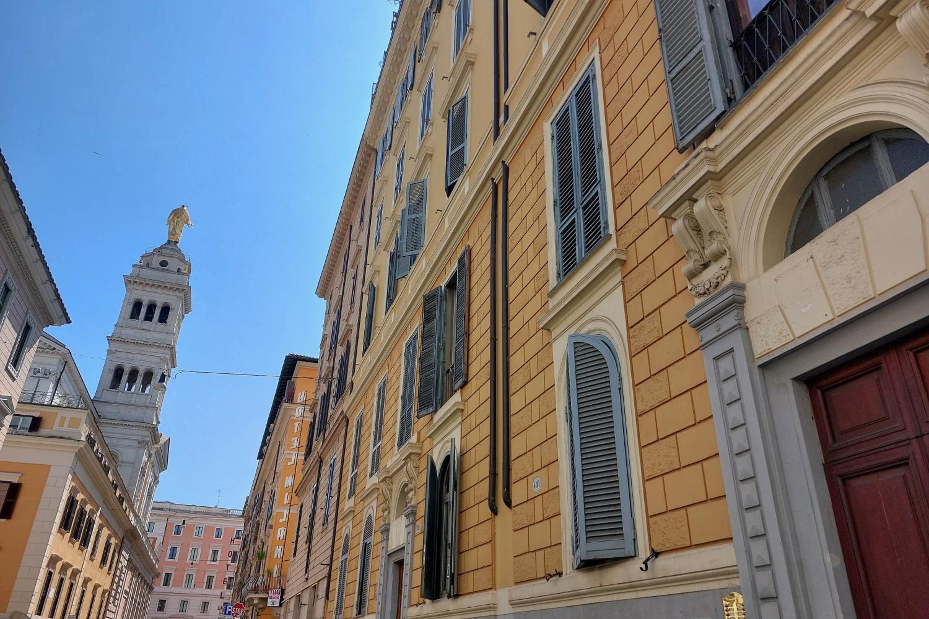Piccola Piazza Della Libertà
