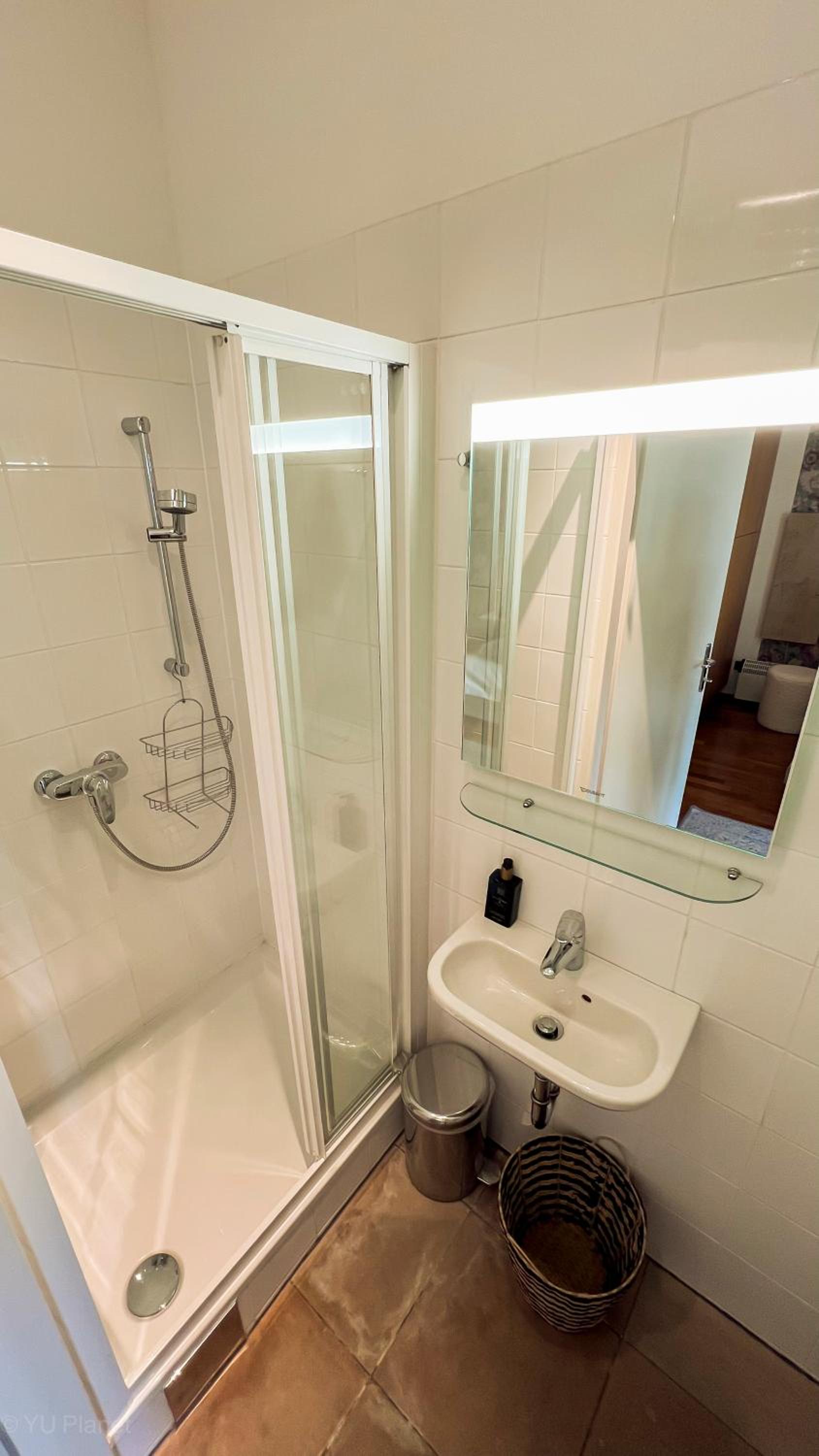 Triangle City Center Apartment
