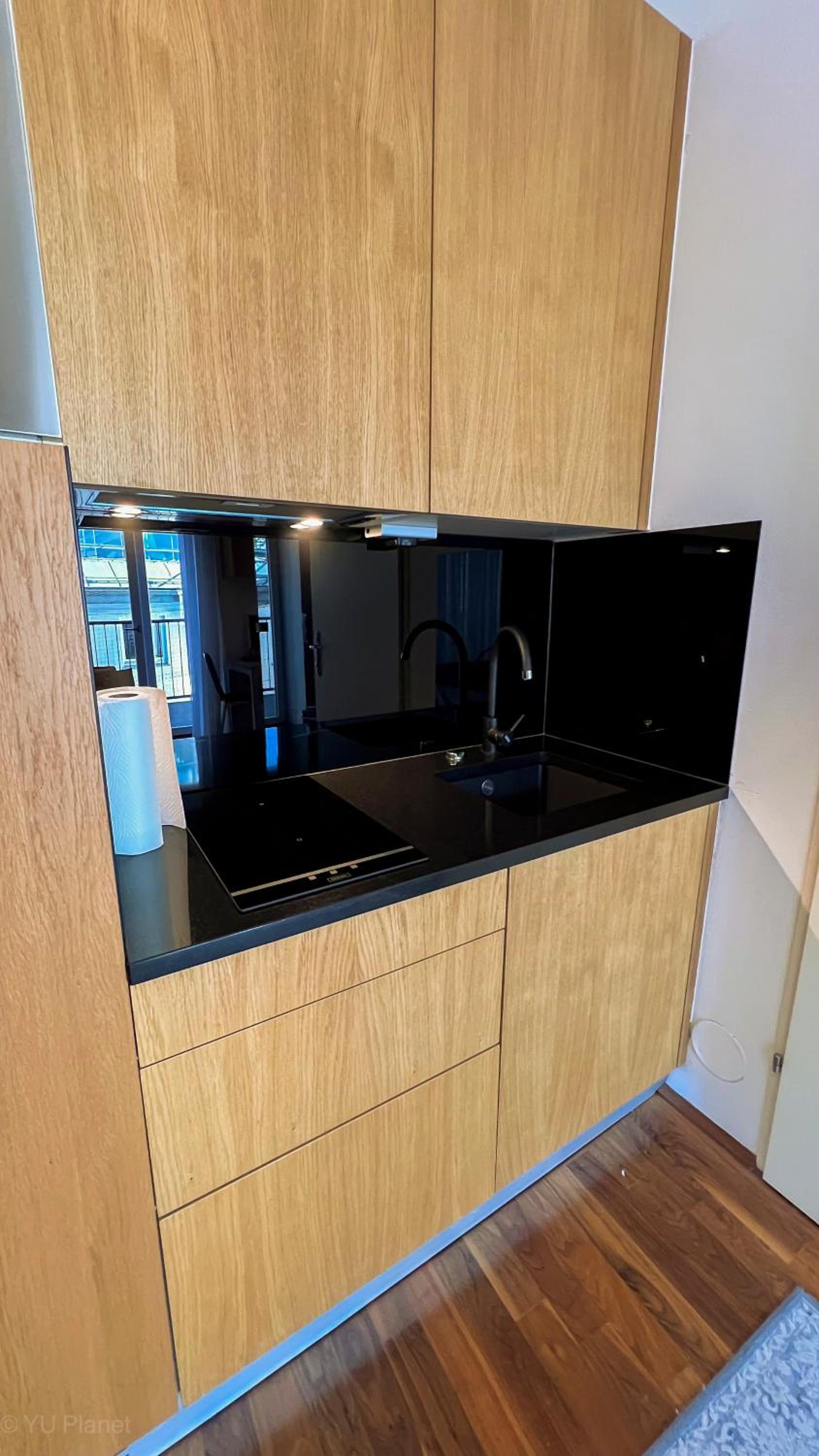 Triangle City Center Apartment