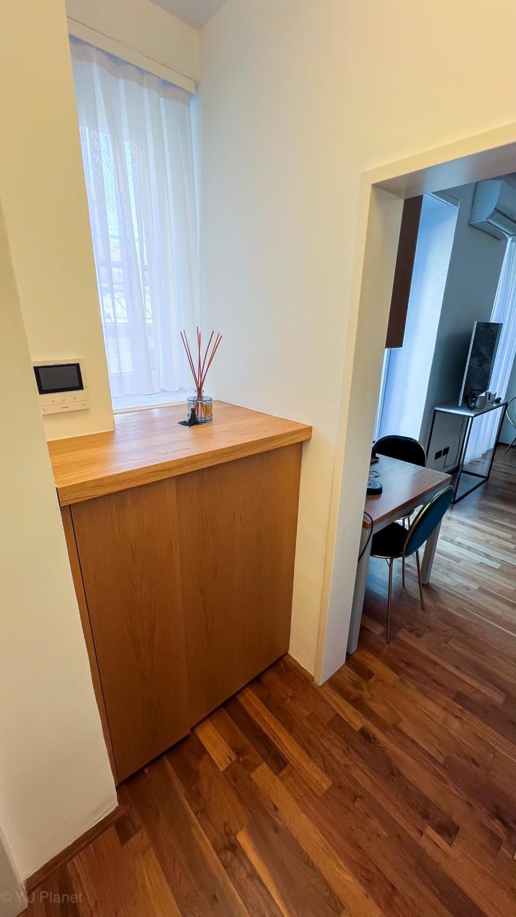 Triangle City Center Apartment