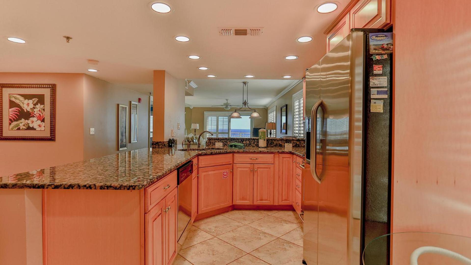 Destin Towers 93 - Beach Front 9th Floor 2BR view 3