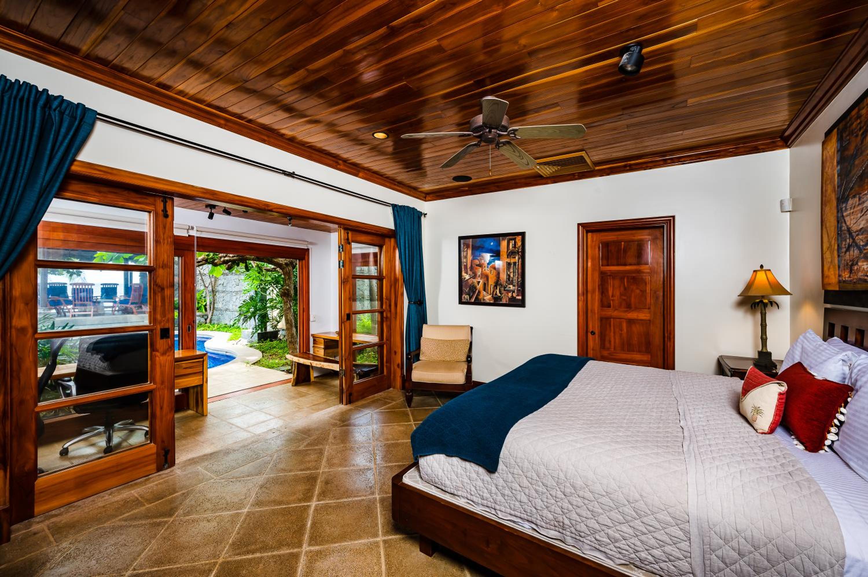Casa Arrecife - 5bdr Beachfront Villa - Ethereal sunsets