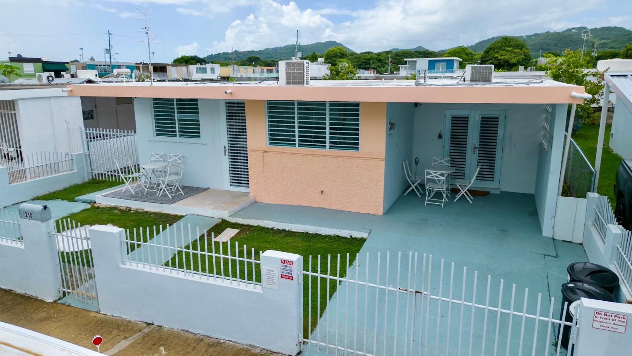 Ceiba Rising Sun -Near to the Ferry & Airport view 3