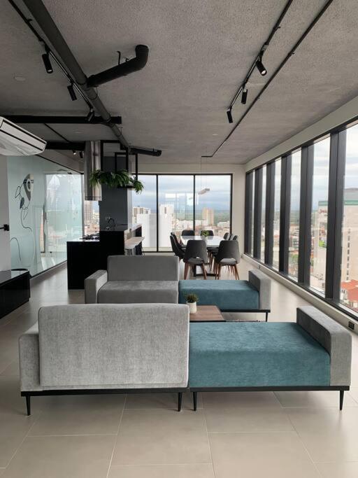 Sofisticado smart en equipetrol!