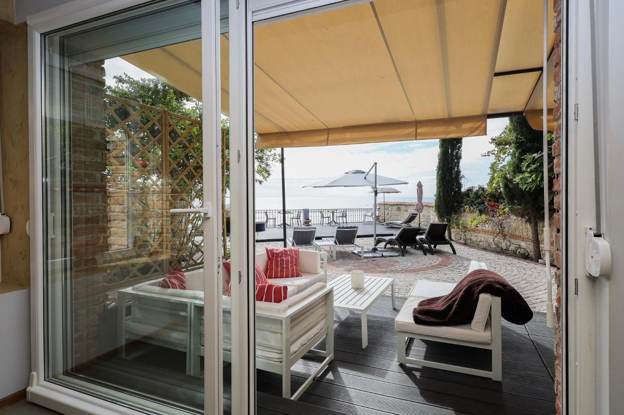 Villa Alenor | Sea View & Beach Access