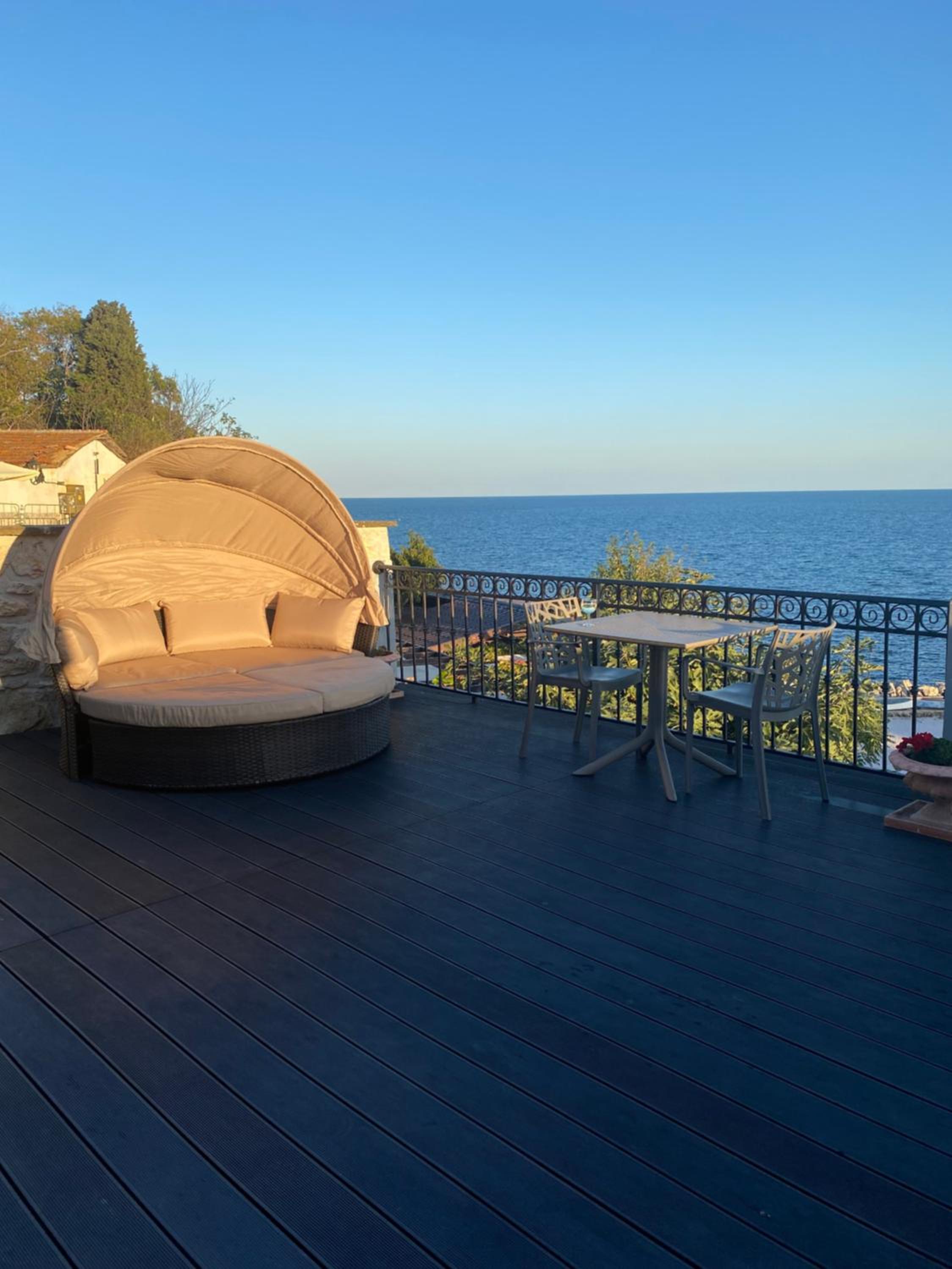 Villa Alenor | Sea View & Beach Access