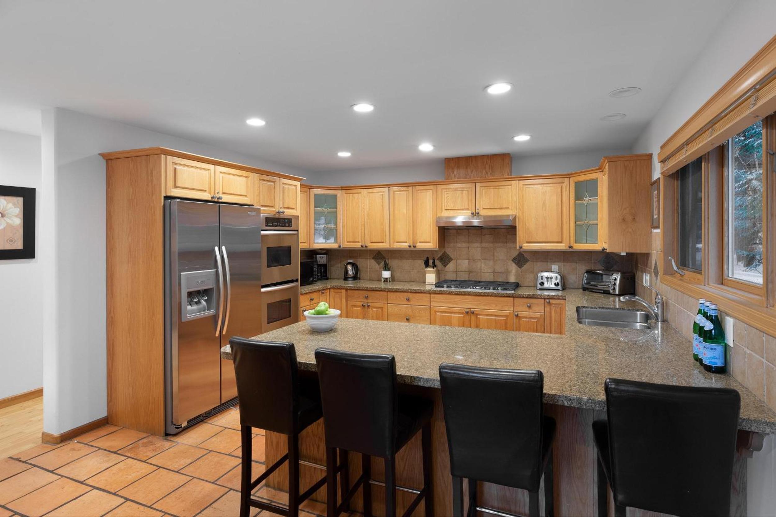 Falcon's Nest | Classic Log Home w/ Village Parking, Hot Tub, & Fireplace