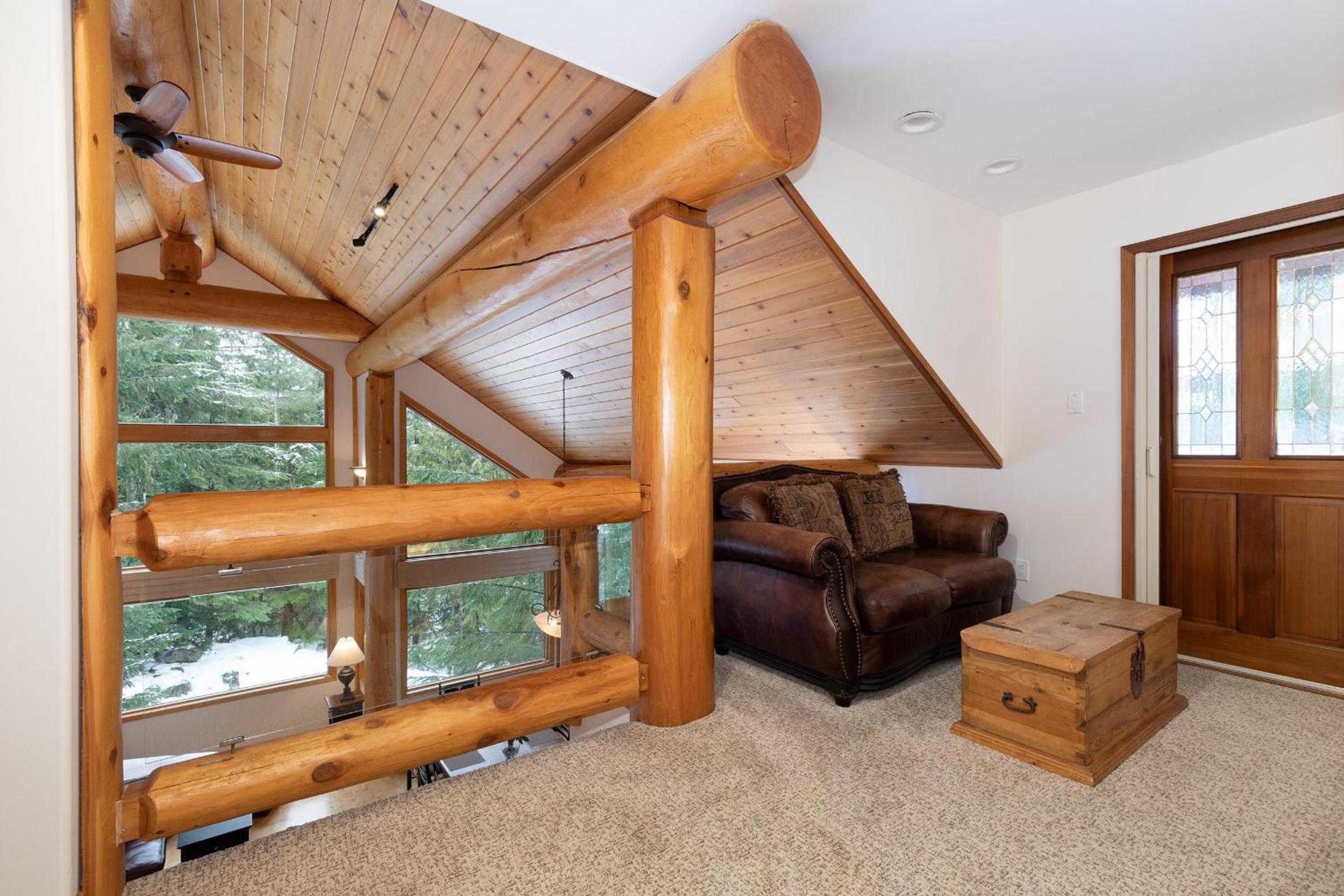 Falcon's Nest | Classic Log Home w/ Village Parking, Hot Tub, & Fireplace