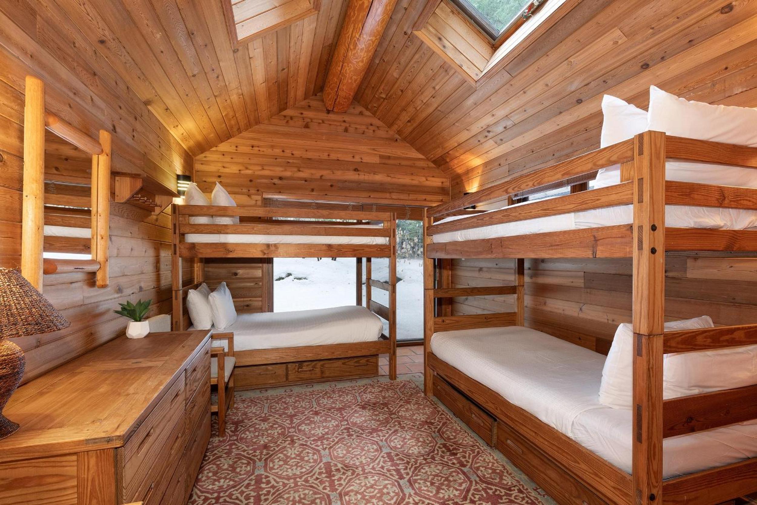 Falcon's Nest | Classic Log Home w/ Village Parking, Hot Tub, & Fireplace