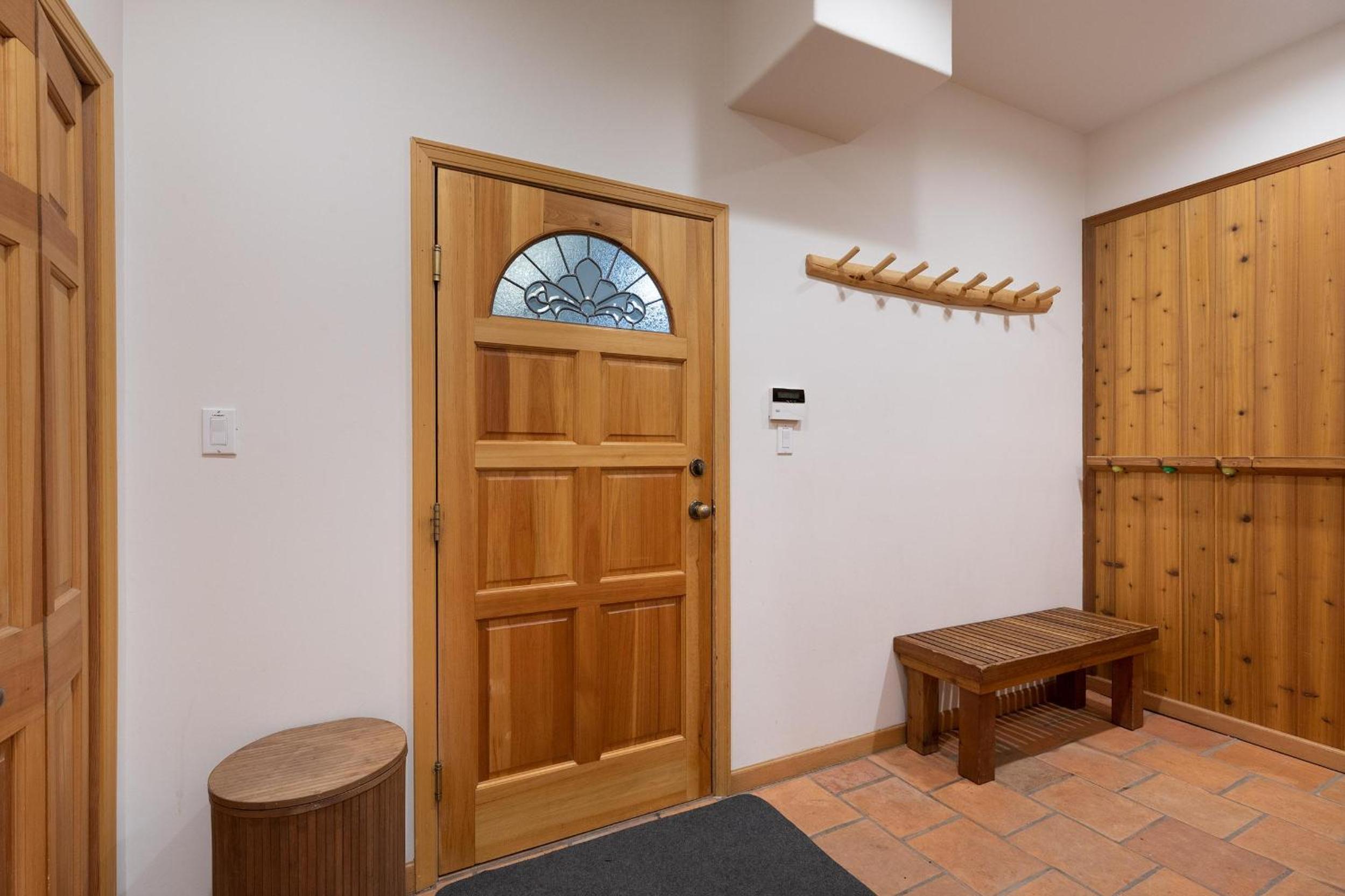 Falcon's Nest | Classic Log Home w/ Village Parking, Hot Tub, & Fireplace