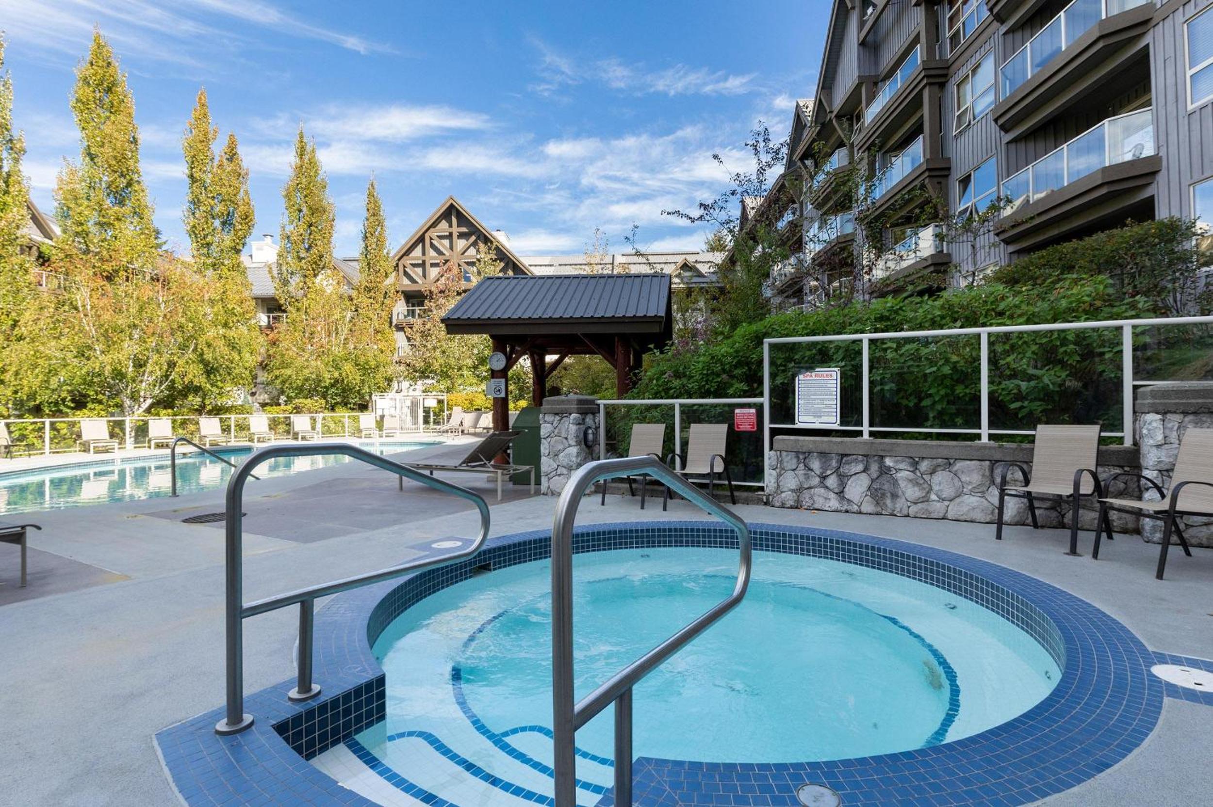 Aspens 466 | Family-Friendly Ski-in Ski-out, Three Hot Tubs, Heated Pool