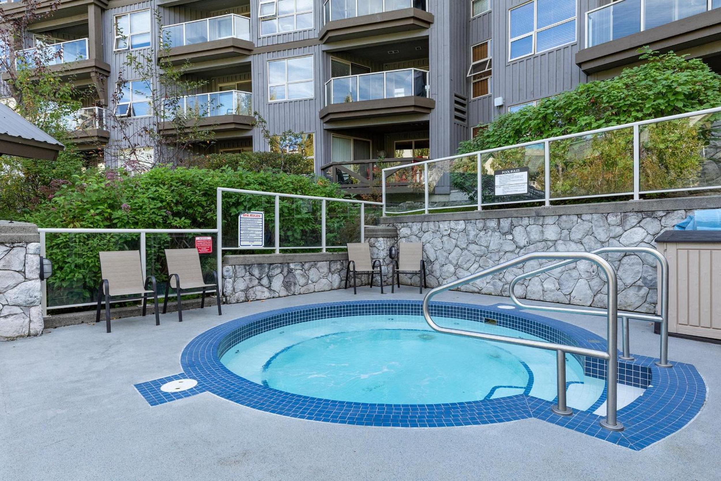 Aspens 466 | Family-Friendly Ski-in Ski-out, Three Hot Tubs, Heated Pool
