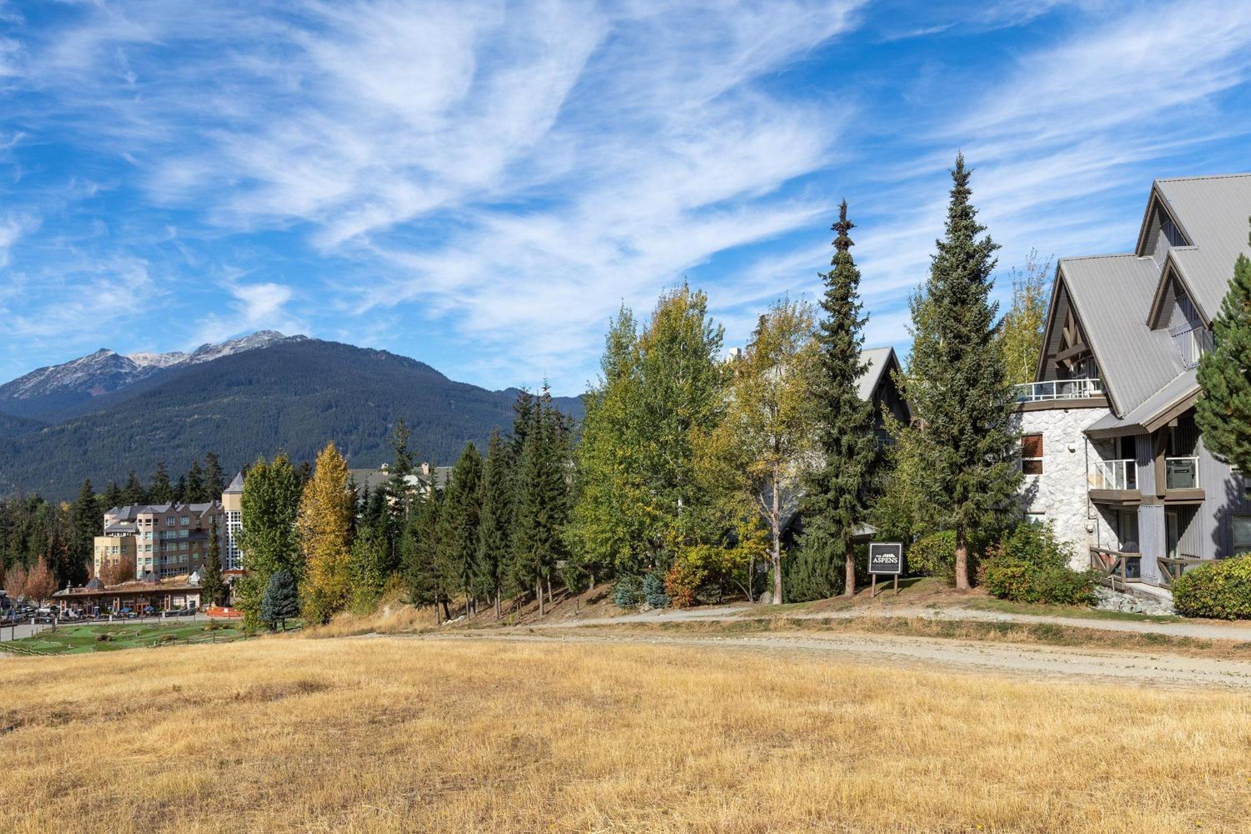 Aspens 466 | Family-Friendly Ski-in Ski-out, Three Hot Tubs, Heated Pool