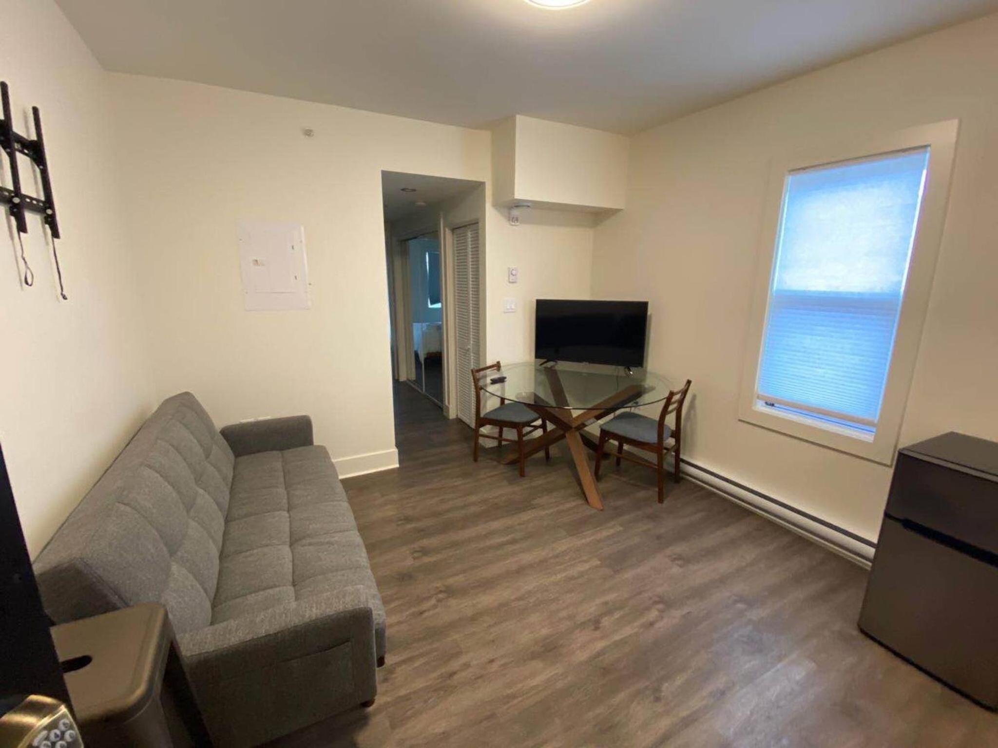 Calming 1bedroom Units With Balcony And City View