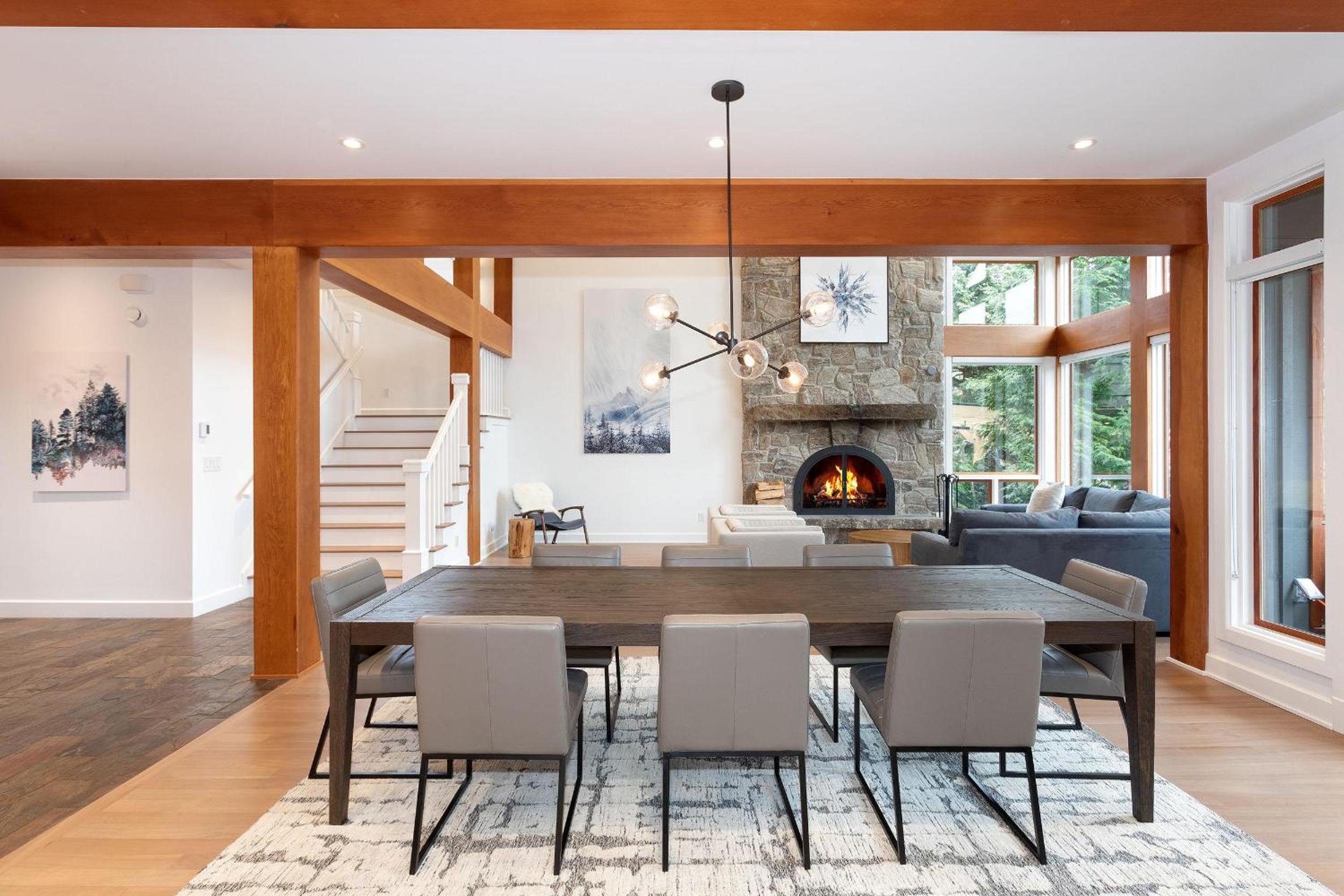 Big Sky Chalet | Stylish Guest Favourite, Hot Tub, Stunning Views