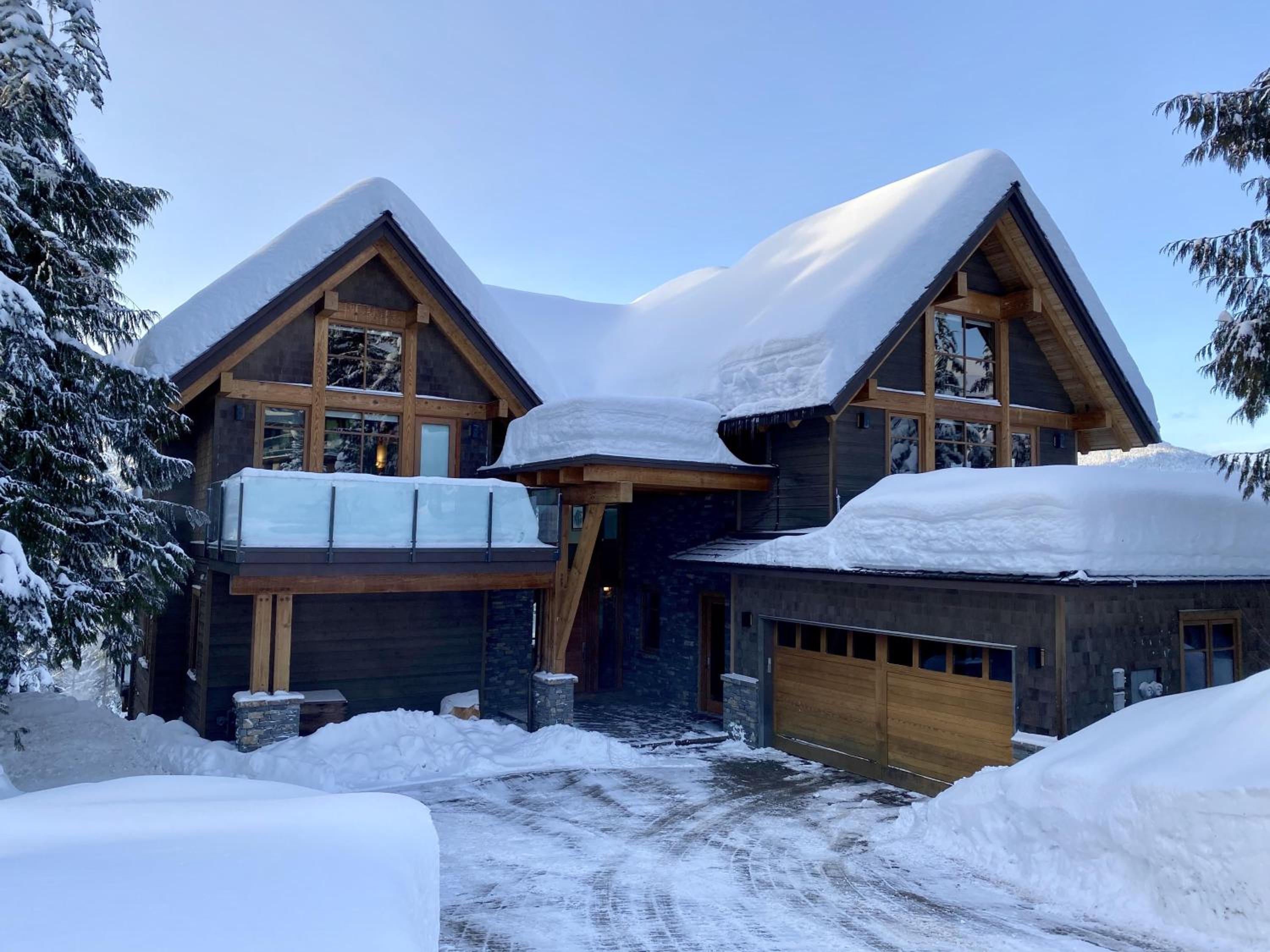 Kadenwood 2939 | Luxury Ski Chalet w/ Hot Tub, Media Room, Steam Room, Stunning Views