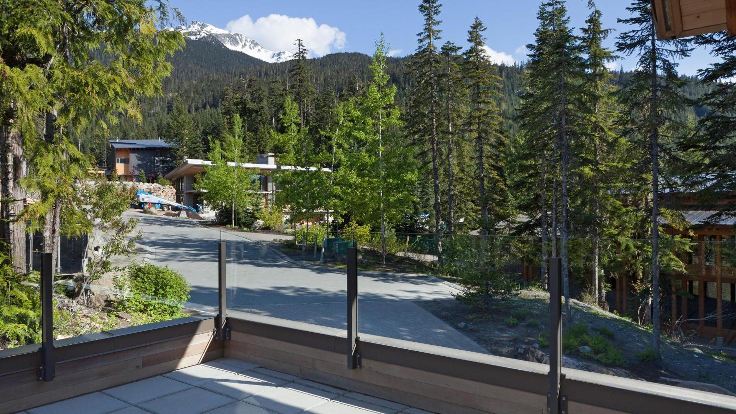 Kadenwood 2939 | Luxury Ski Chalet w/ Hot Tub, Media Room, Steam Room, Stunning Views